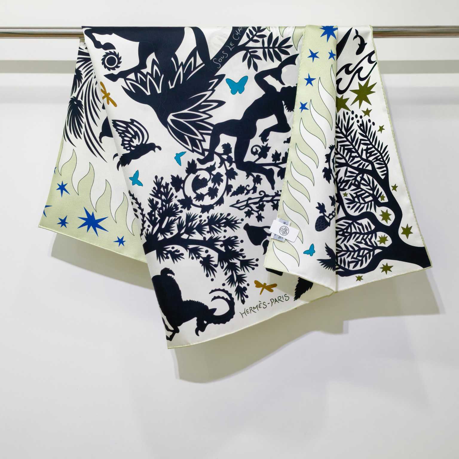 Hermes Sous le Charme D'Orphee Detail Scarf  - DesignerGu
