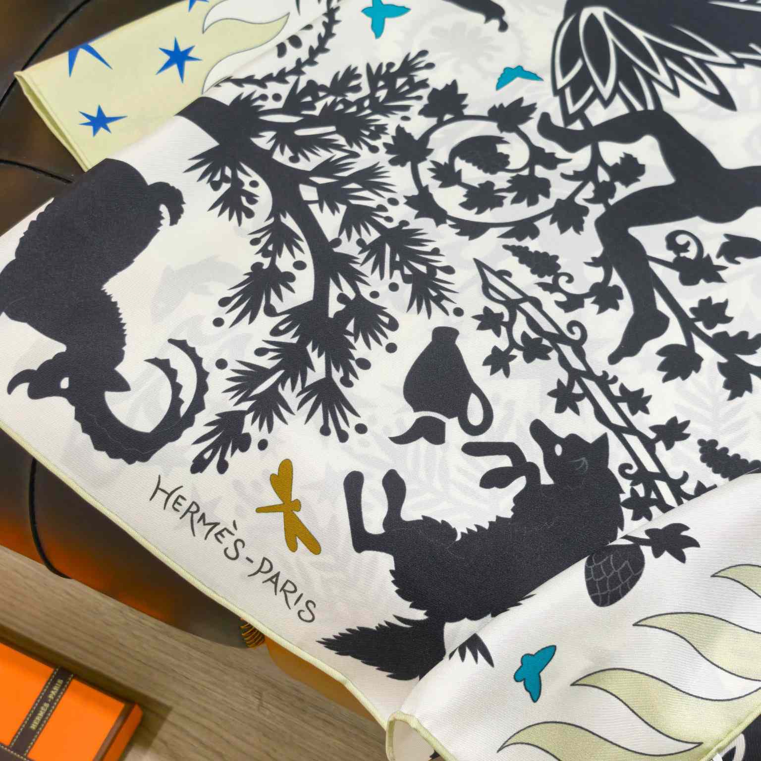 Hermes Sous le Charme D'Orphee Detail Scarf  - DesignerGu
