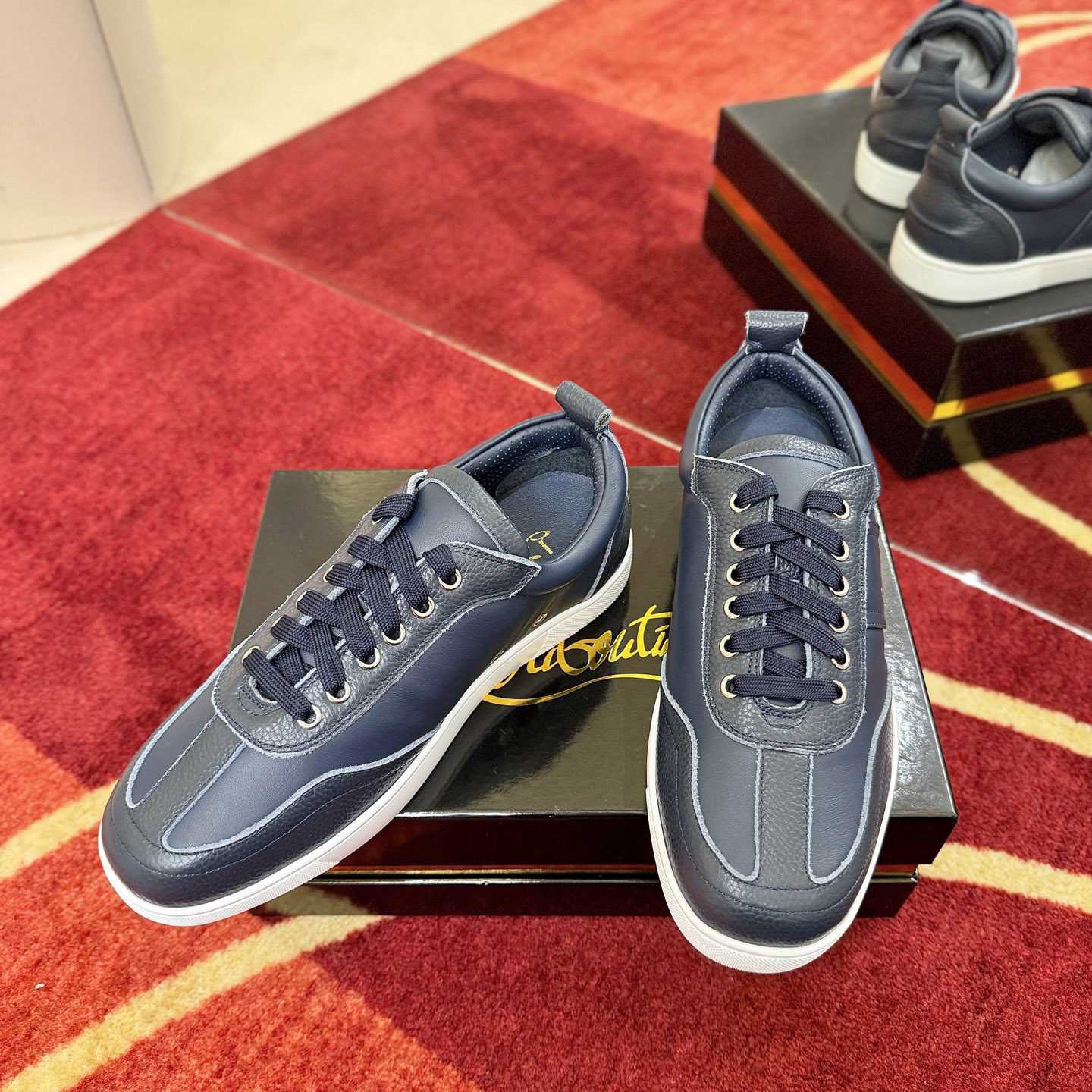 Christian Louboutin Retero Sneakers - DesignerGu