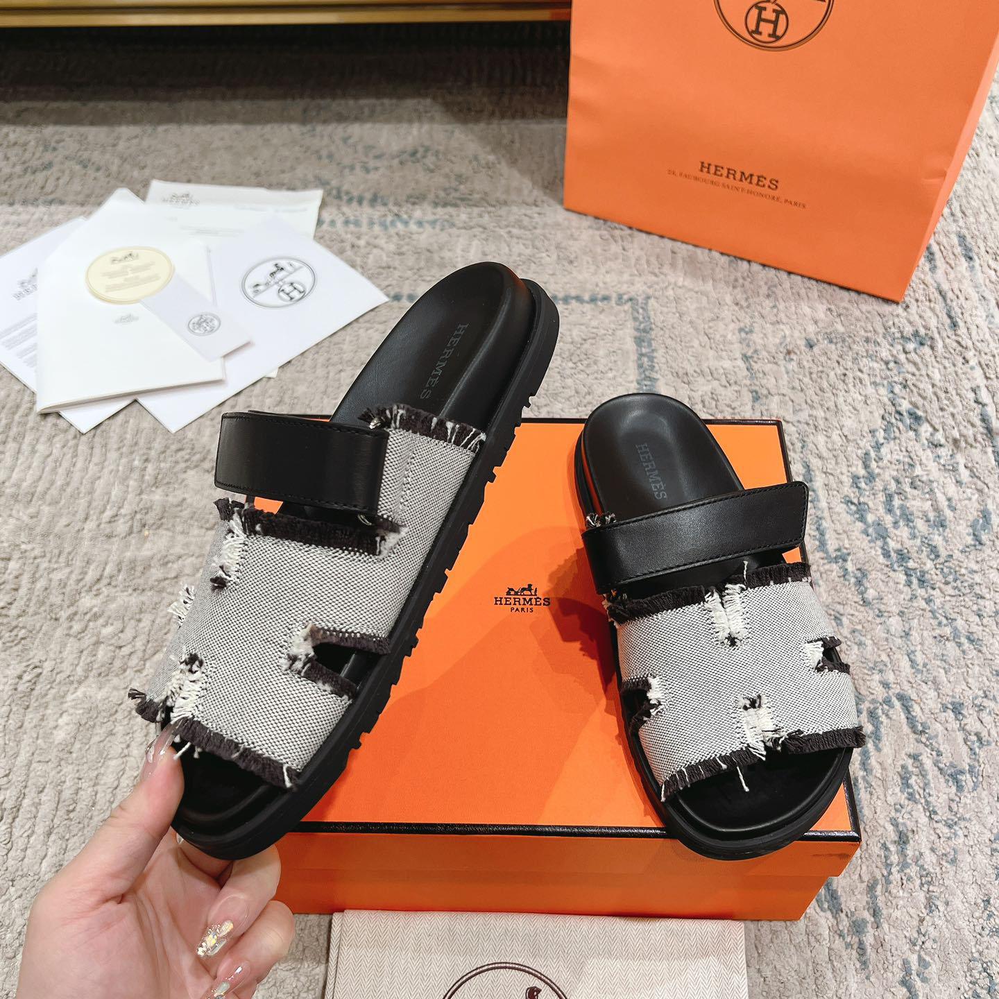 Hermes Chypre Sandal - DesignerGu
