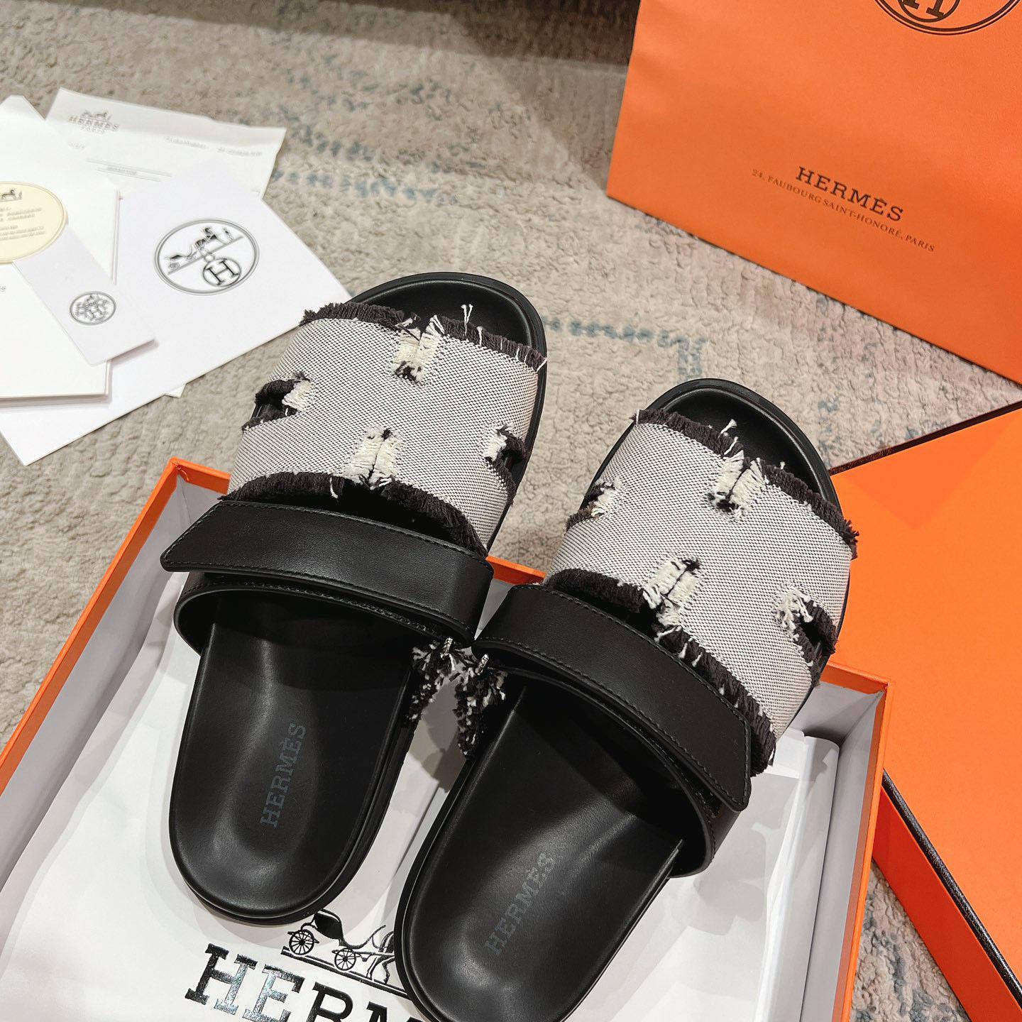 Hermes Chypre Sandal - DesignerGu