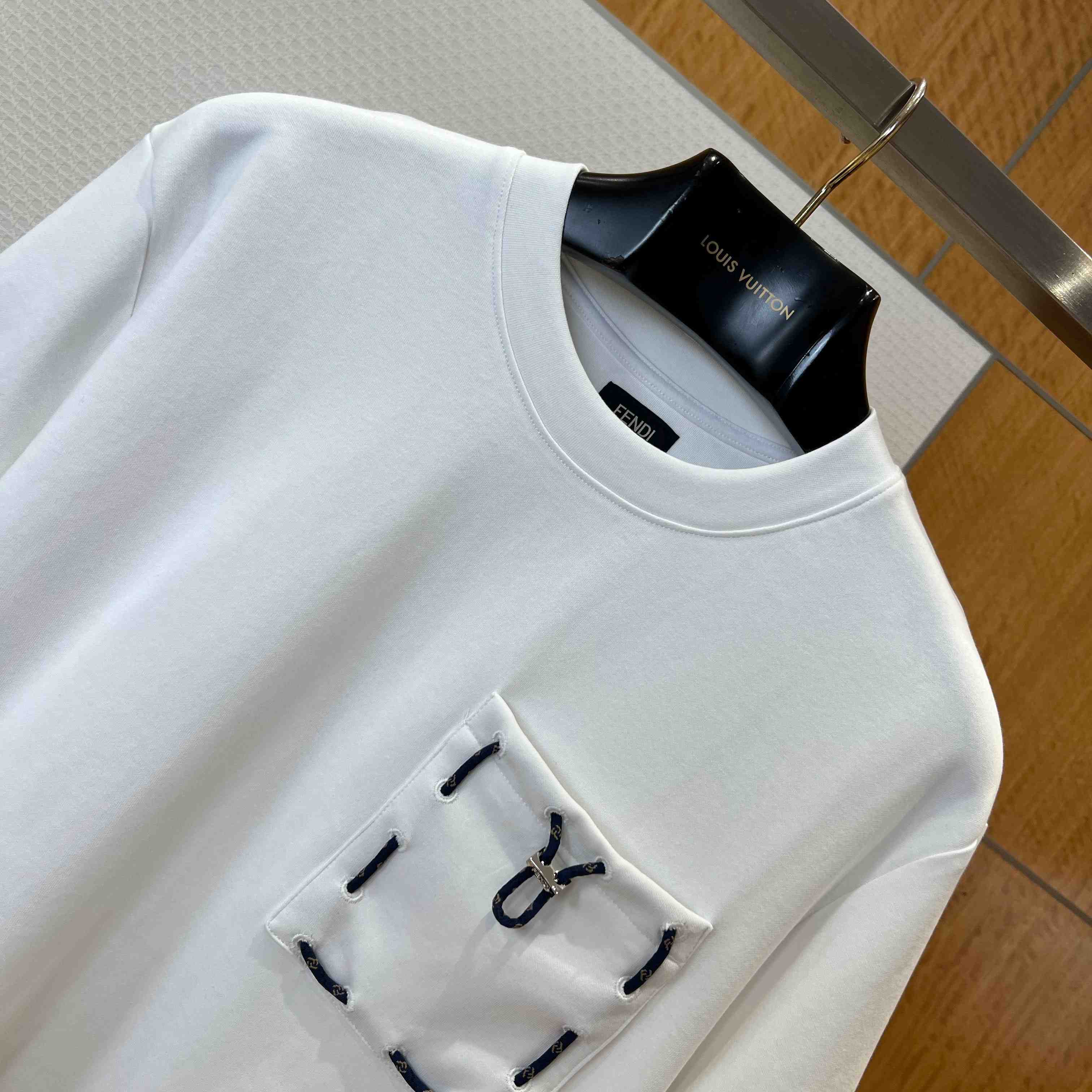 Fendi White Cotton T-shirt - DesignerGu