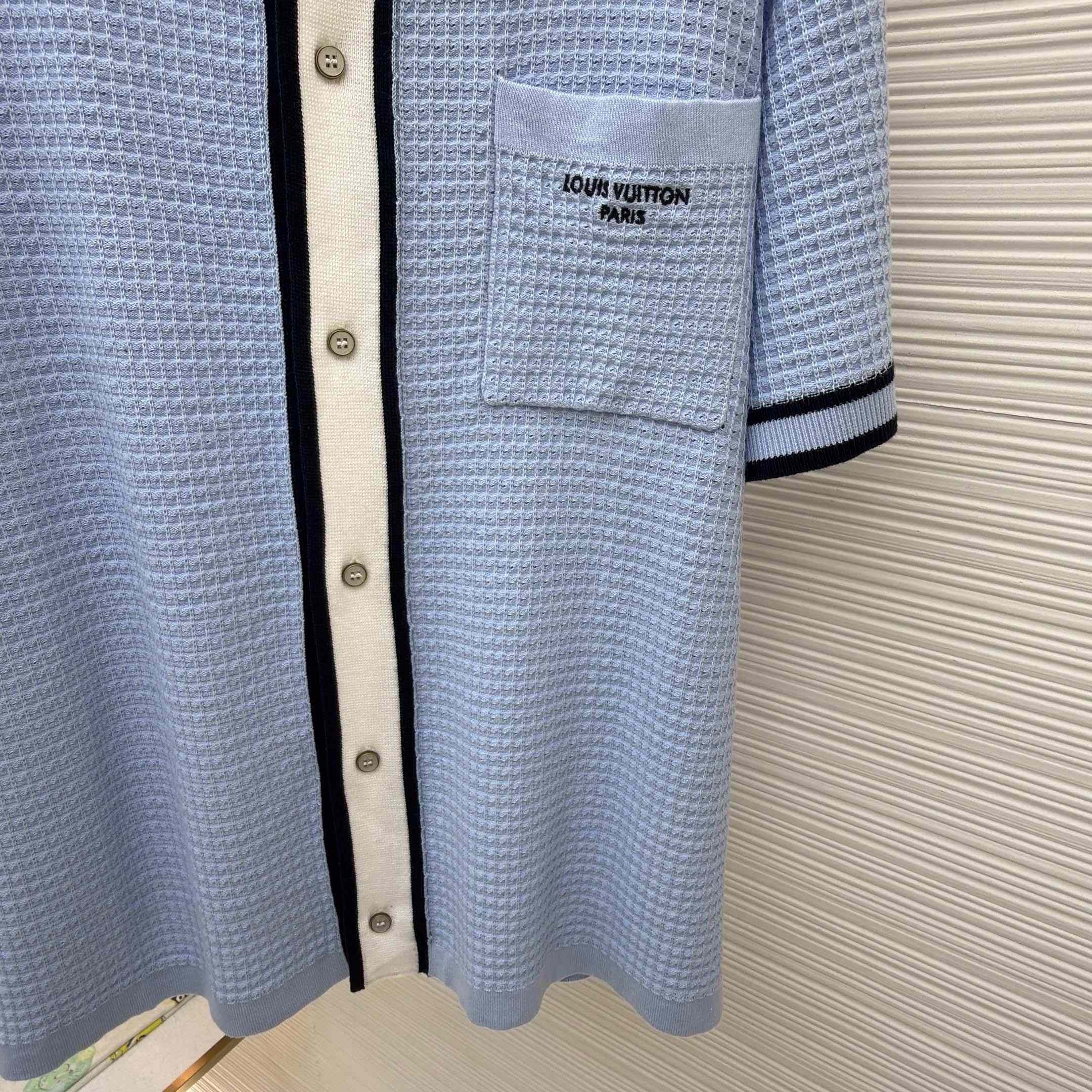 Louis Vuitton Waffle Signature Short-Sleeved Shirt   1AK6WW - DesignerGu