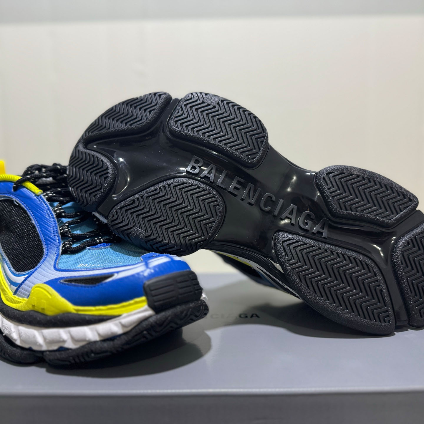 Balenciaga Triple S .2 Sneaker  - DesignerGu