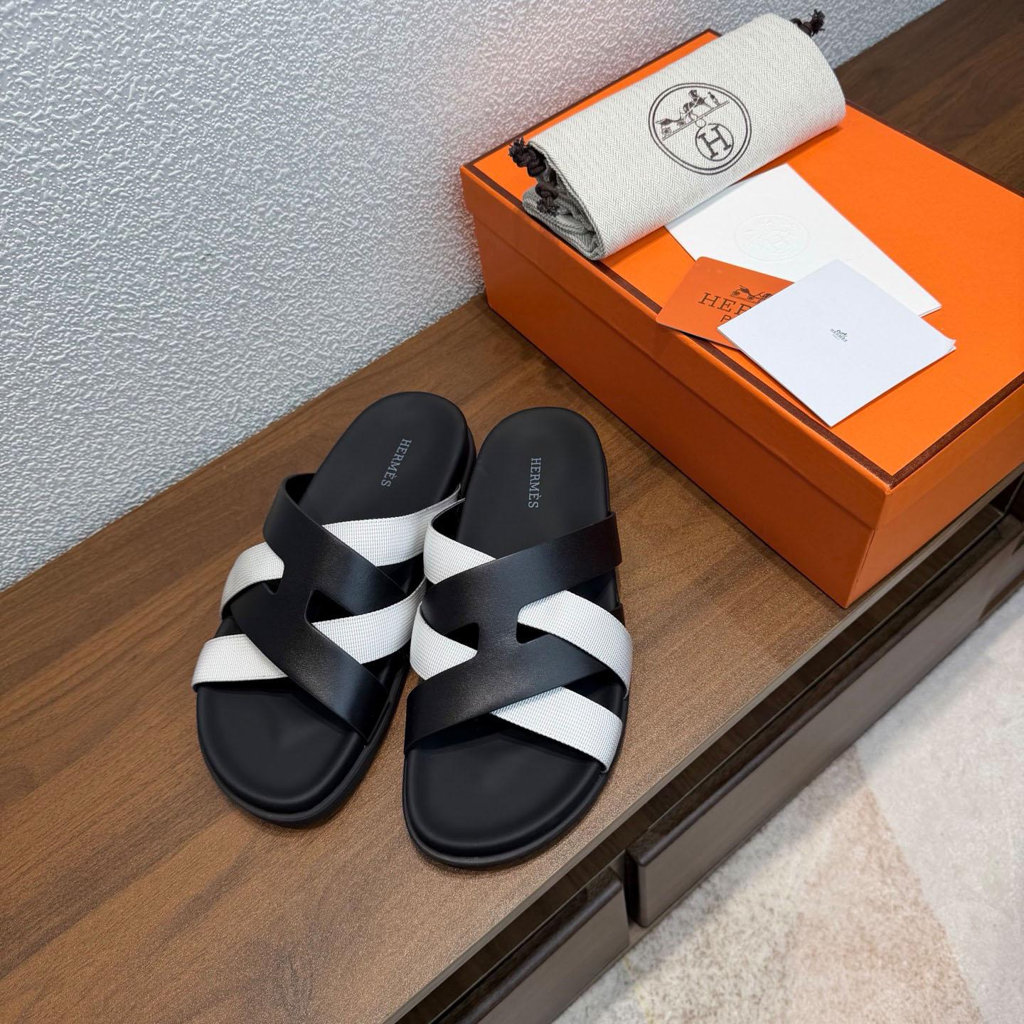 Hermes Kazimir Sandal - DesignerGu