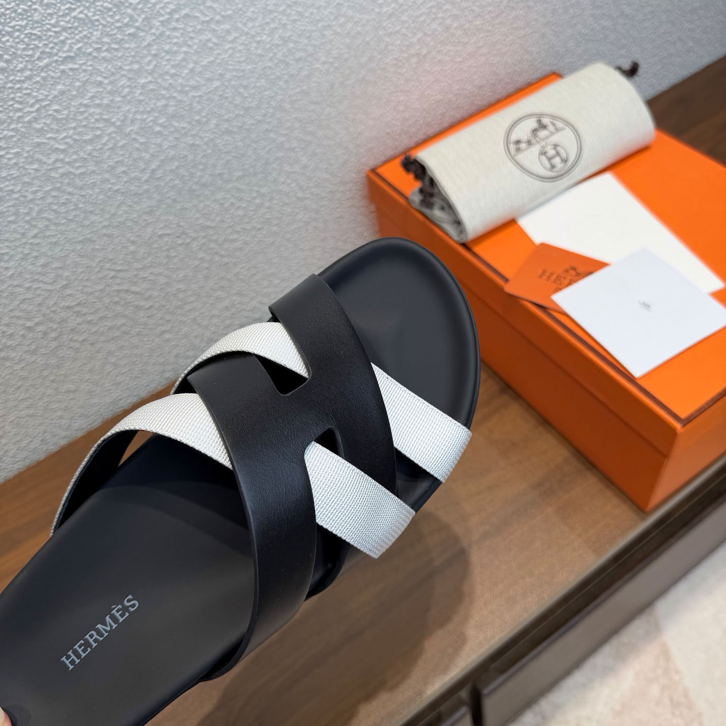 Hermes Kazimir Sandal - DesignerGu