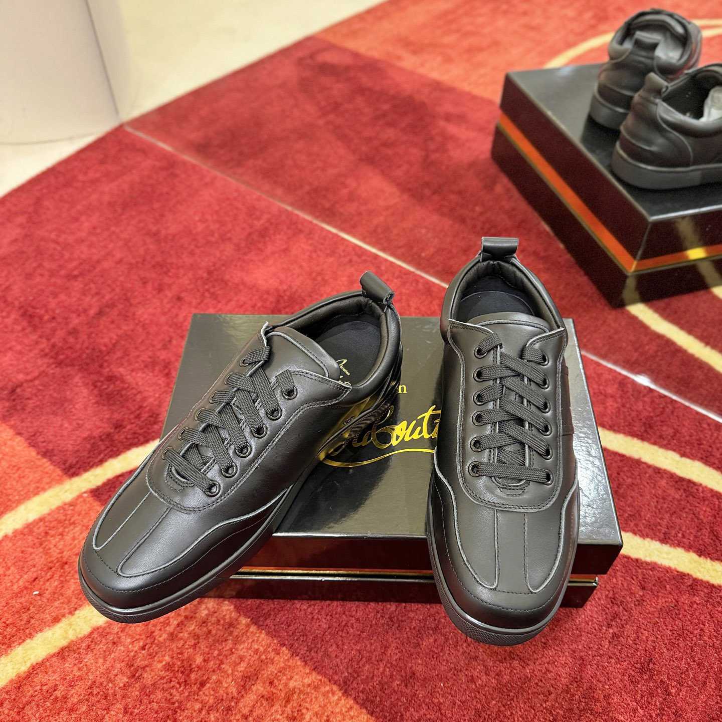 Christian Louboutin Retero Sneakers - DesignerGu