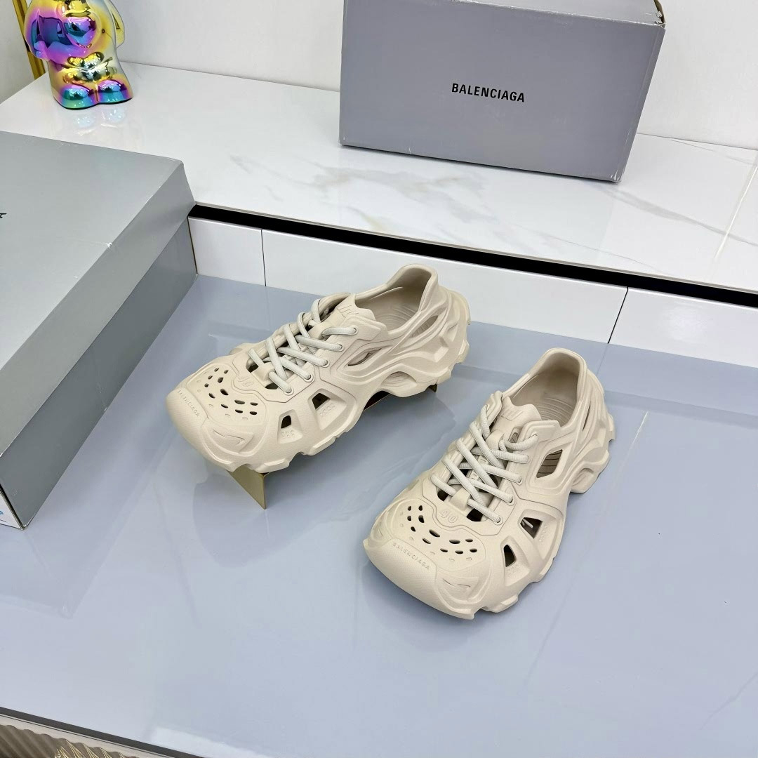 Balenciaga HD Lace-Up Sneakers - DesignerGu