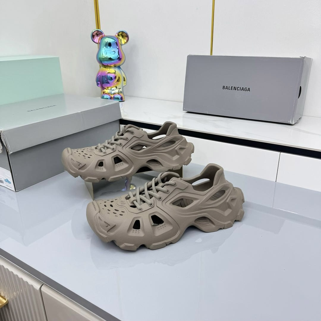 Balenciaga HD Lace-Up Sneakers - DesignerGu