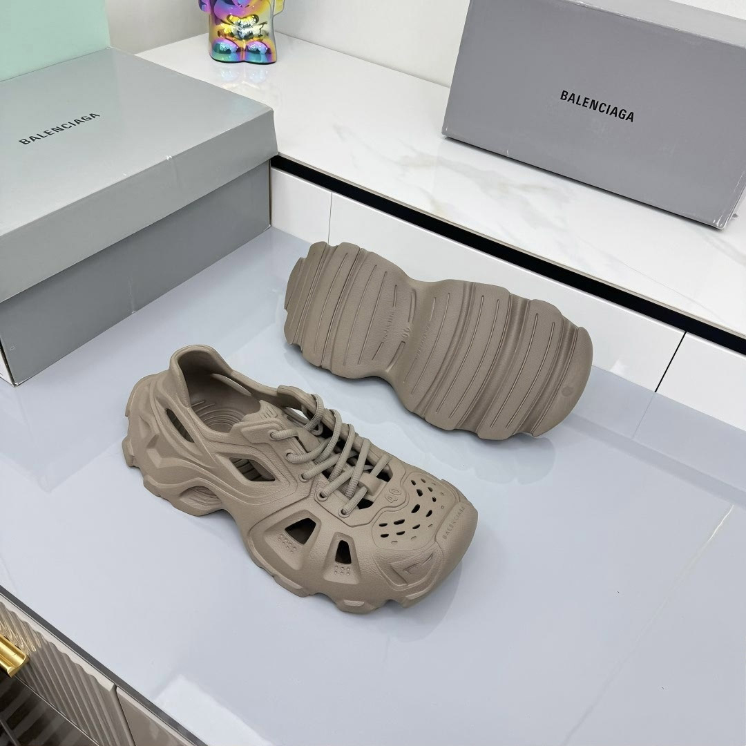 Balenciaga HD Lace-Up Sneakers - DesignerGu
