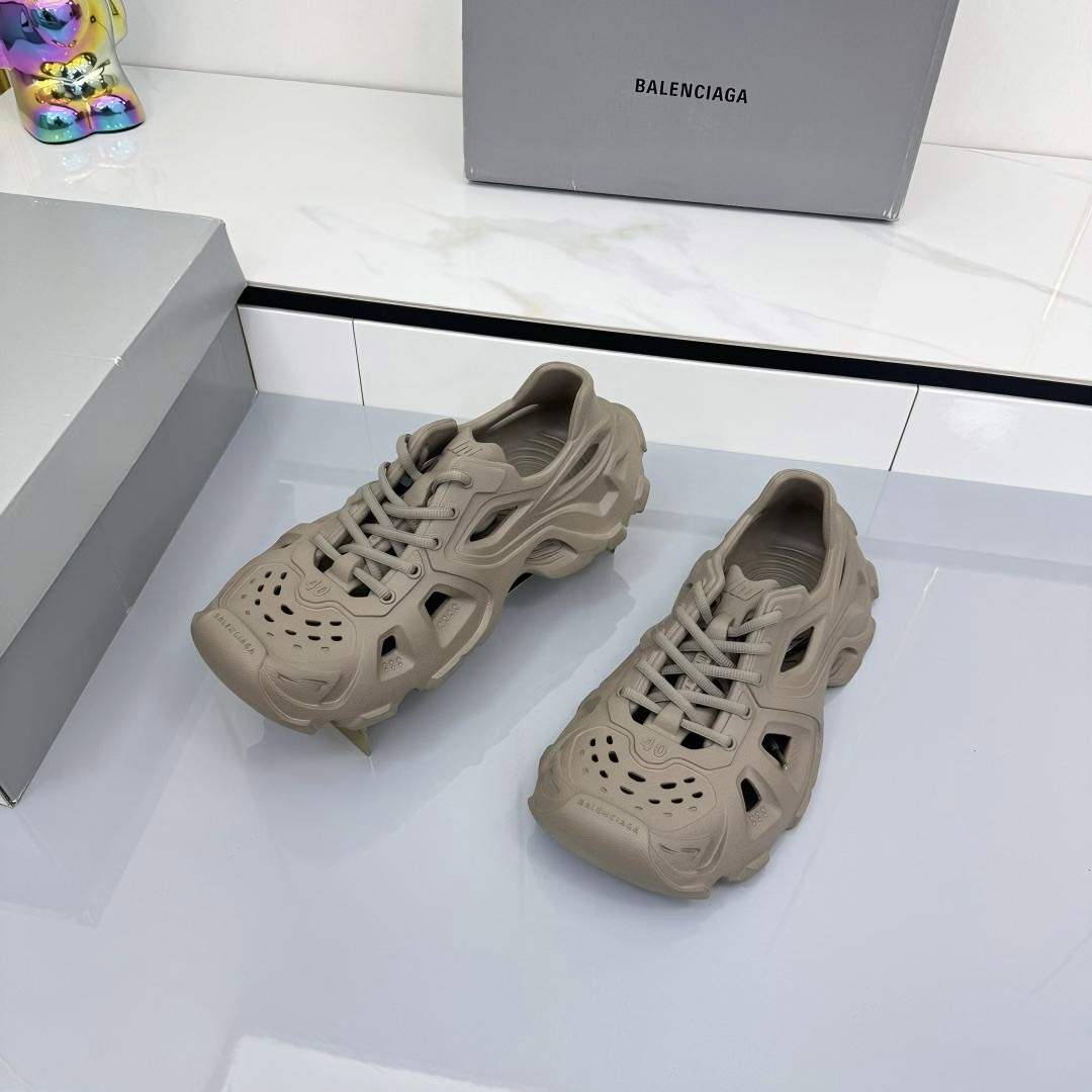 Balenciaga HD Lace-Up Sneakers - DesignerGu