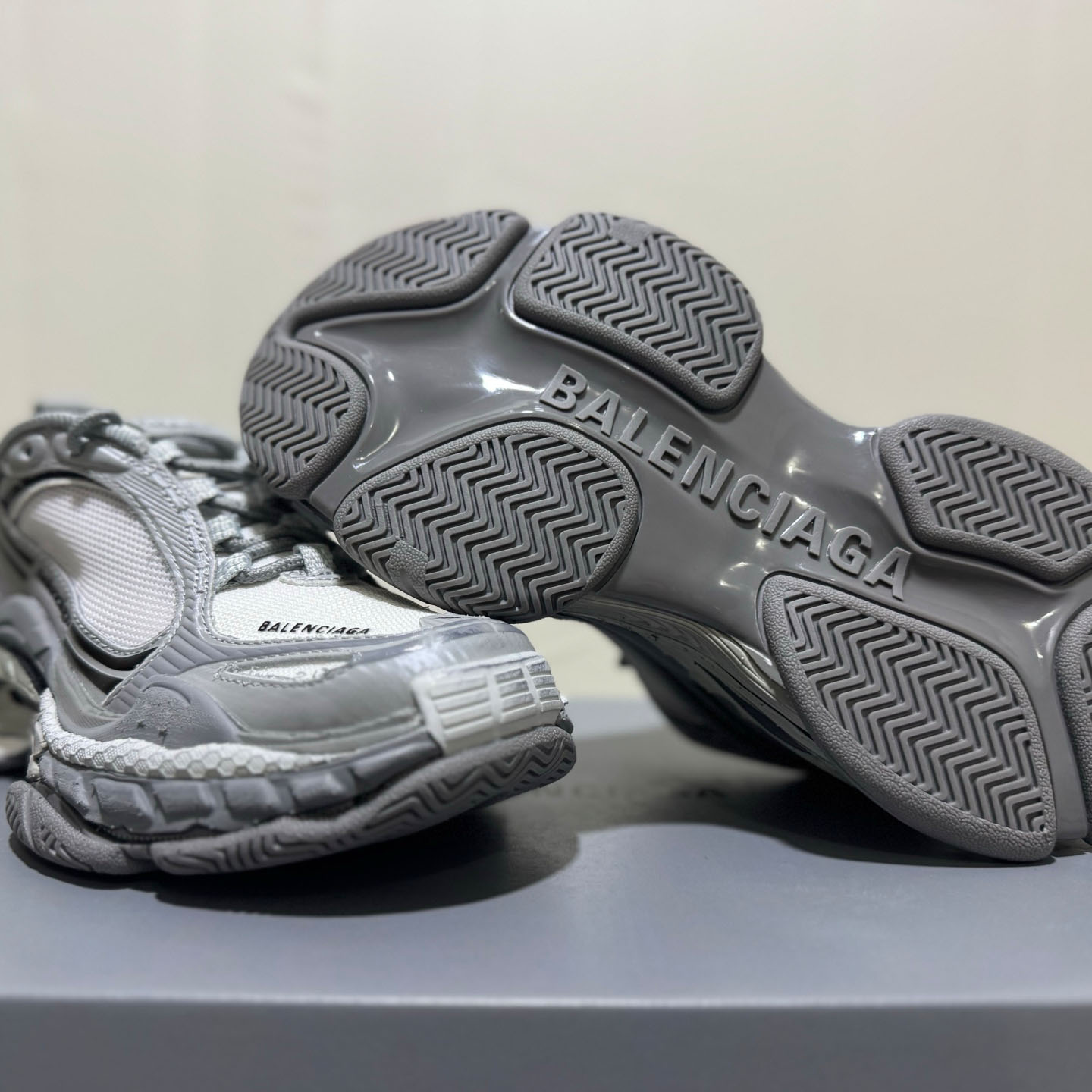 Balenciaga Triple S .2 Sneaker  - DesignerGu