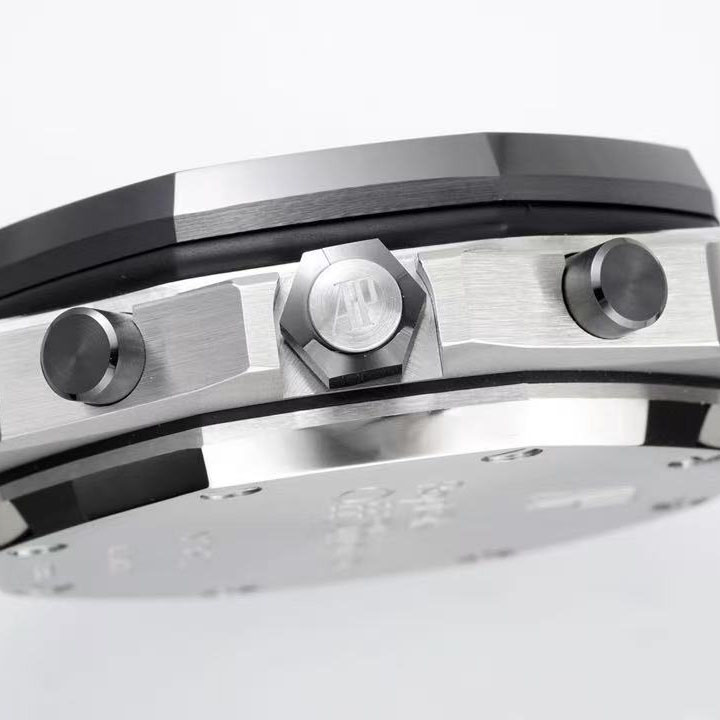 Audemars Piguet Royal Oak Offshore Steel Watch 42mm - DesignerGu
