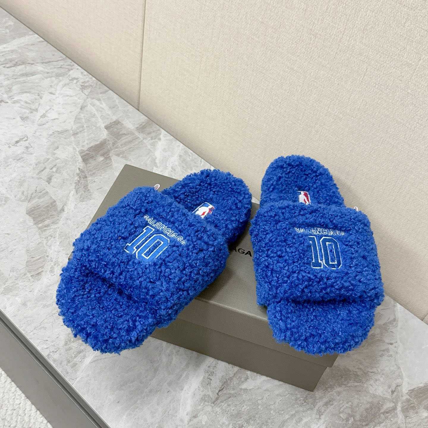 Balenciaga | Nba Collaboration Furry Open Mule - DesignerGu
