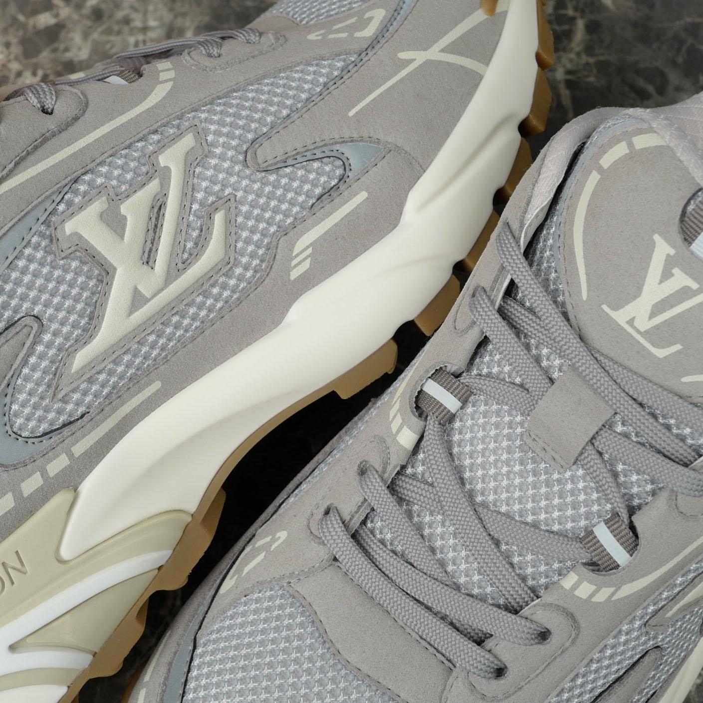 Louis Vuitton LV Tatic Runner Sneaker 1AKC3L - DesignerGu