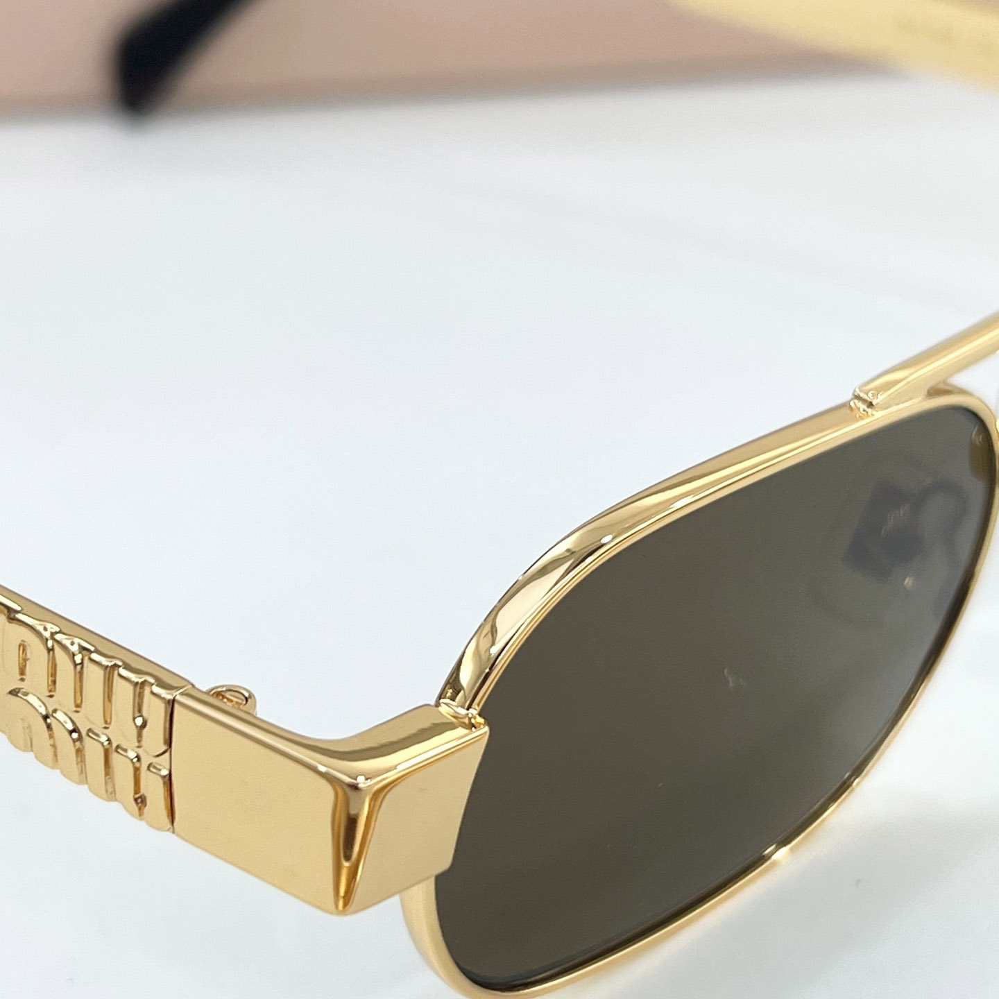 Miu Miu MU 2139 Sunglasses - DesignerGu