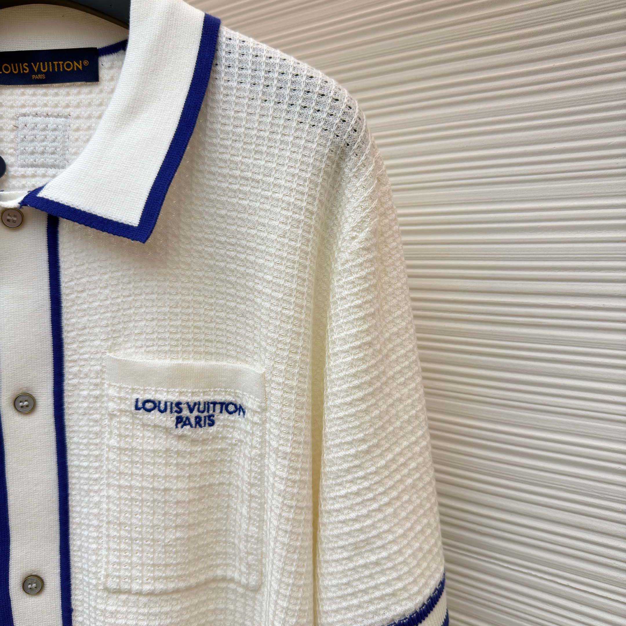 Louis Vuitton Waffle Signature Short-Sleeved Shirt   1AK6WW - DesignerGu