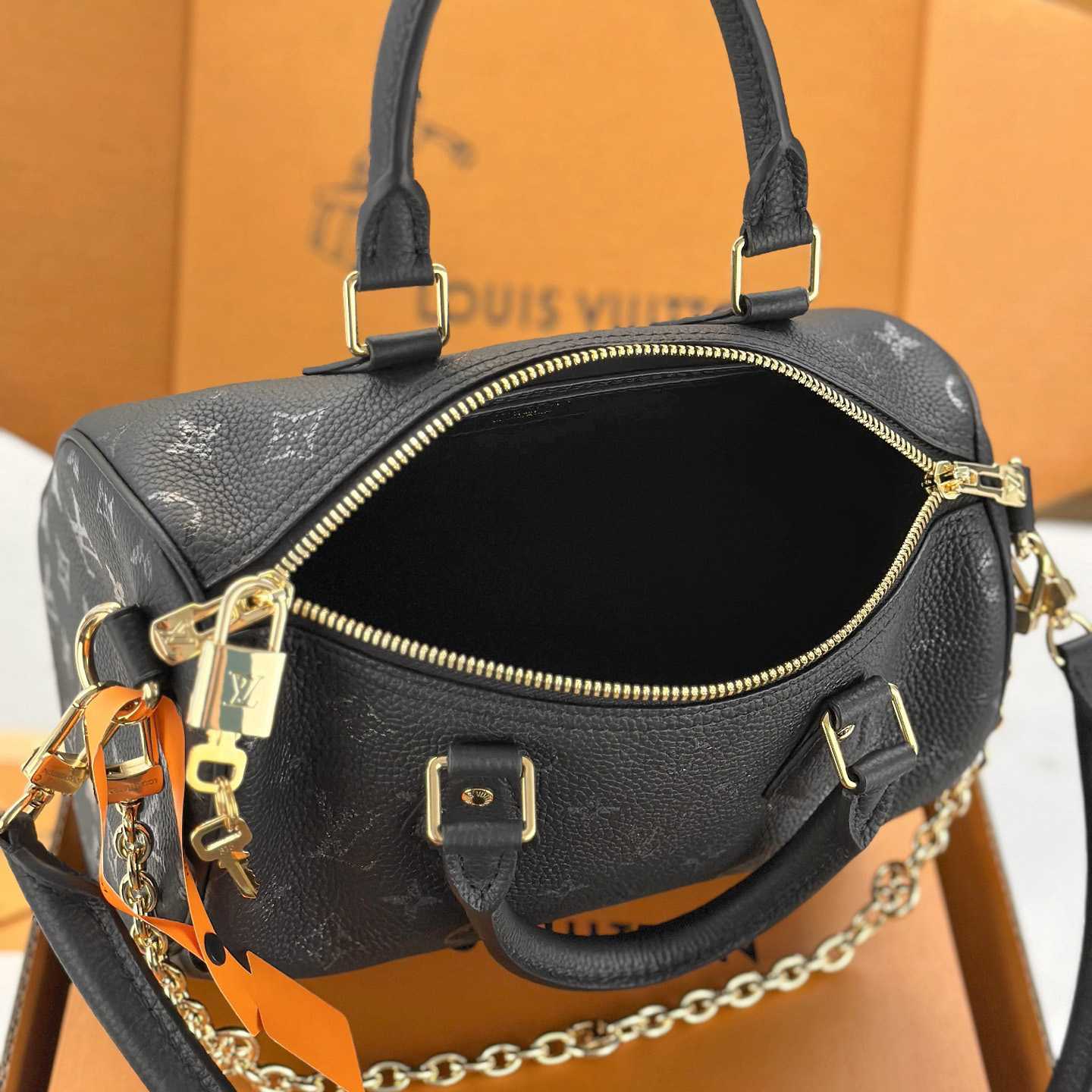 Louis Vuitton Speedy Bandoulière 25 M26486 - DesignerGu
