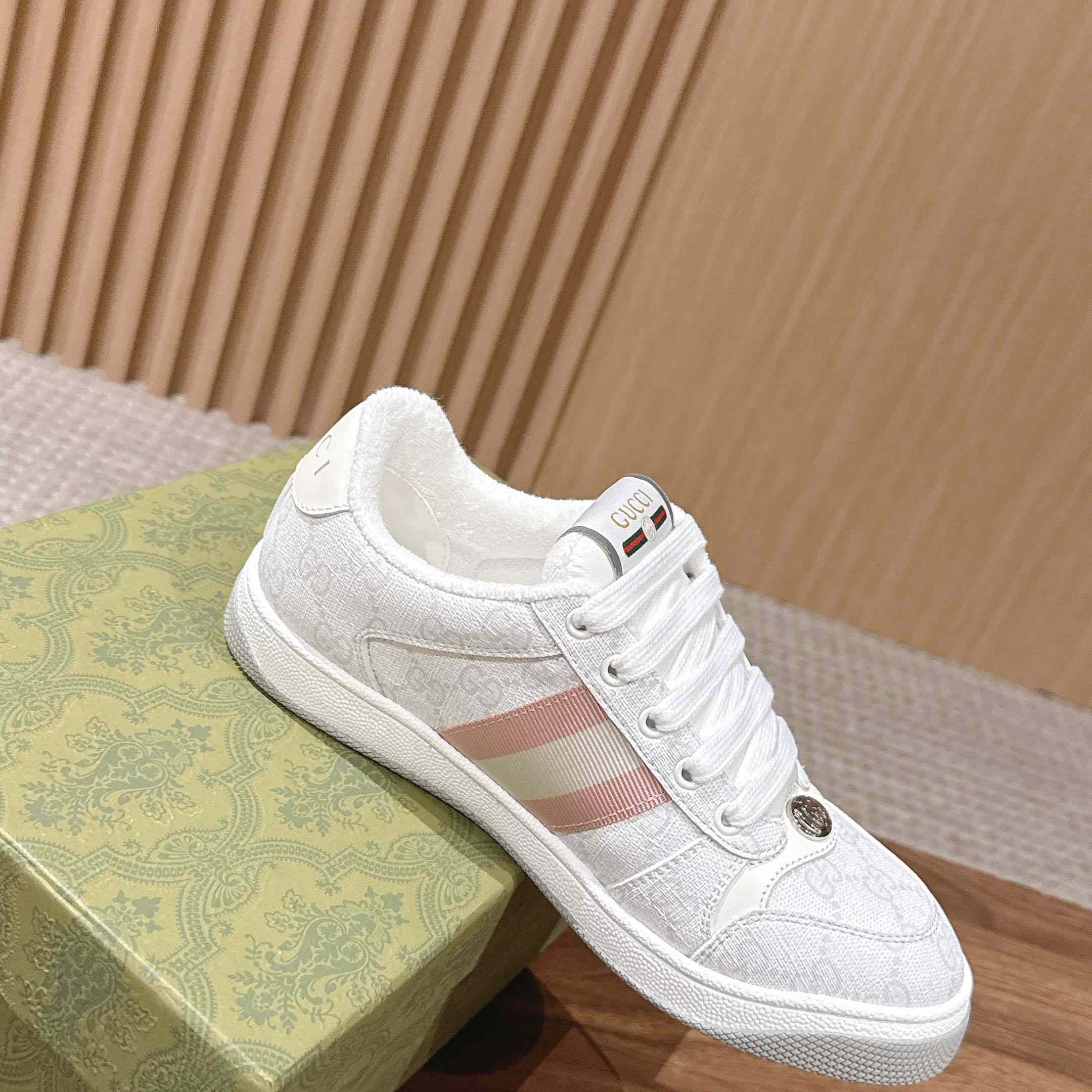 Gucci Screener GG Canvas Sneakers - DesignerGu