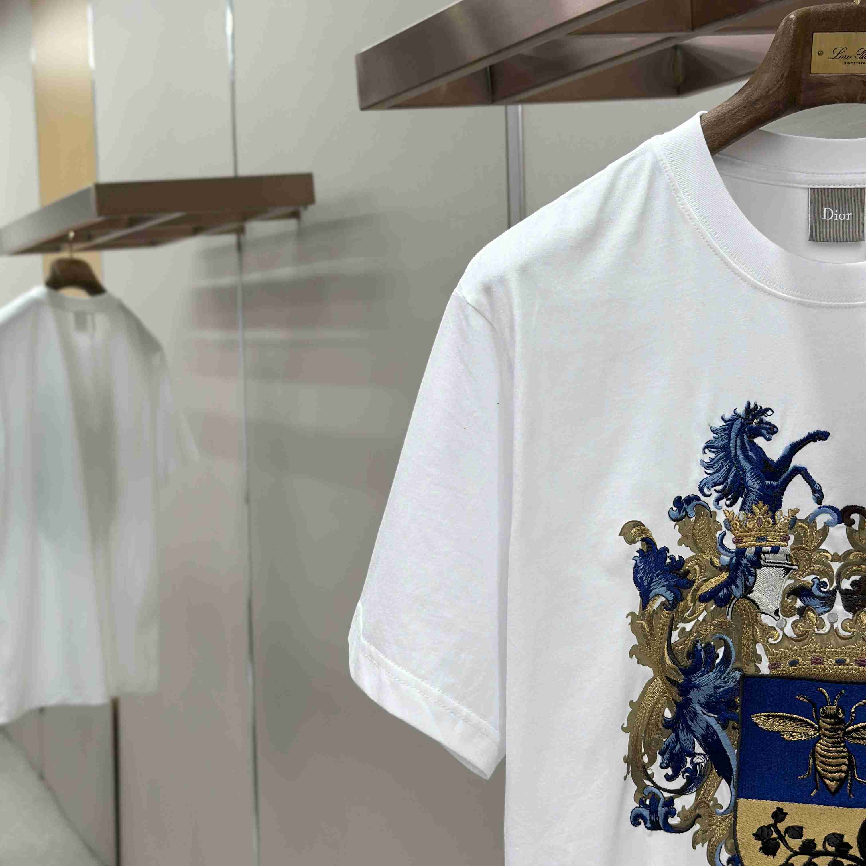 Dior T-Shirt With Dior Blason Print, Relaxed Fit - DesignerGu