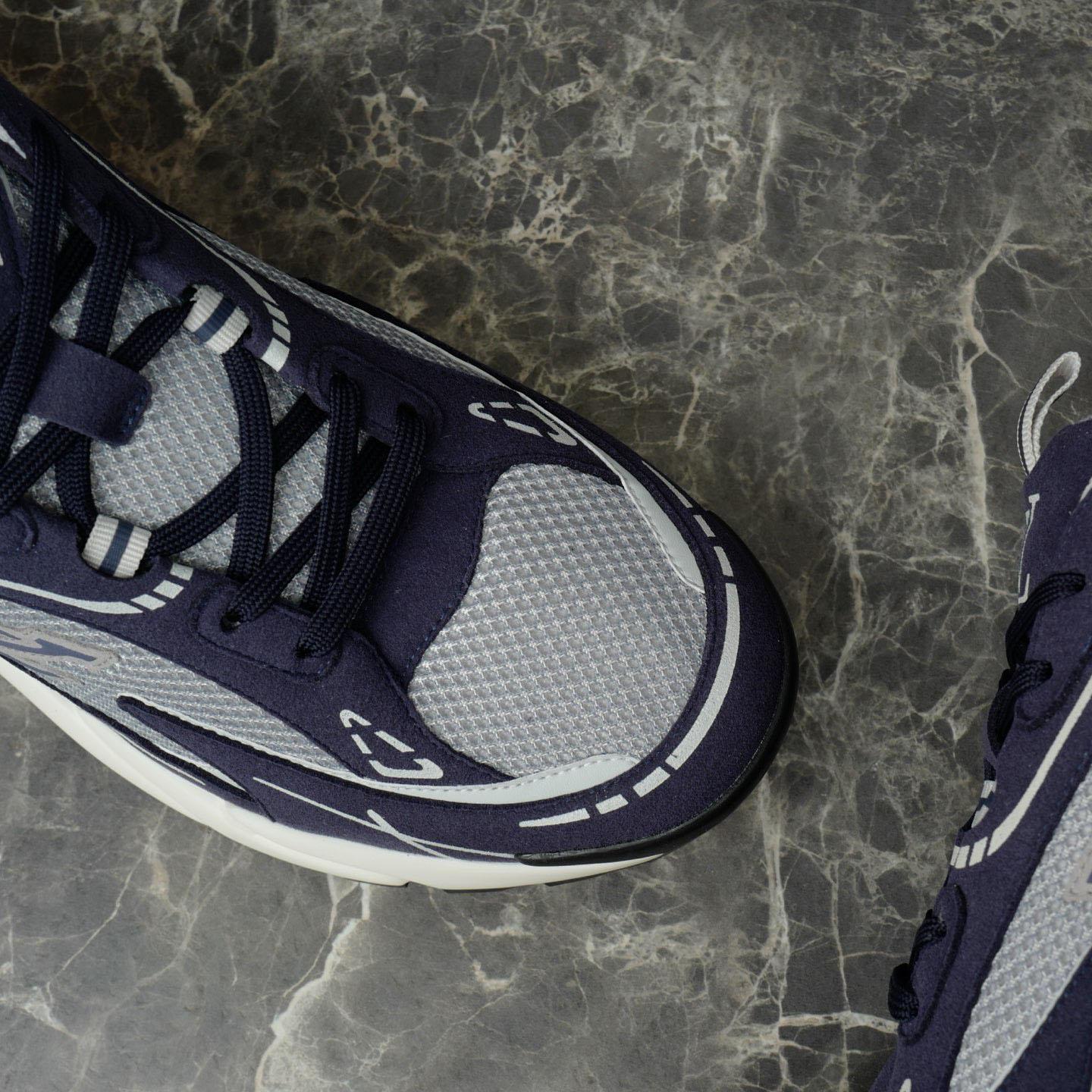 Louis Vuitton LV Tatic Runner Sneaker 1AKC4F - DesignerGu
