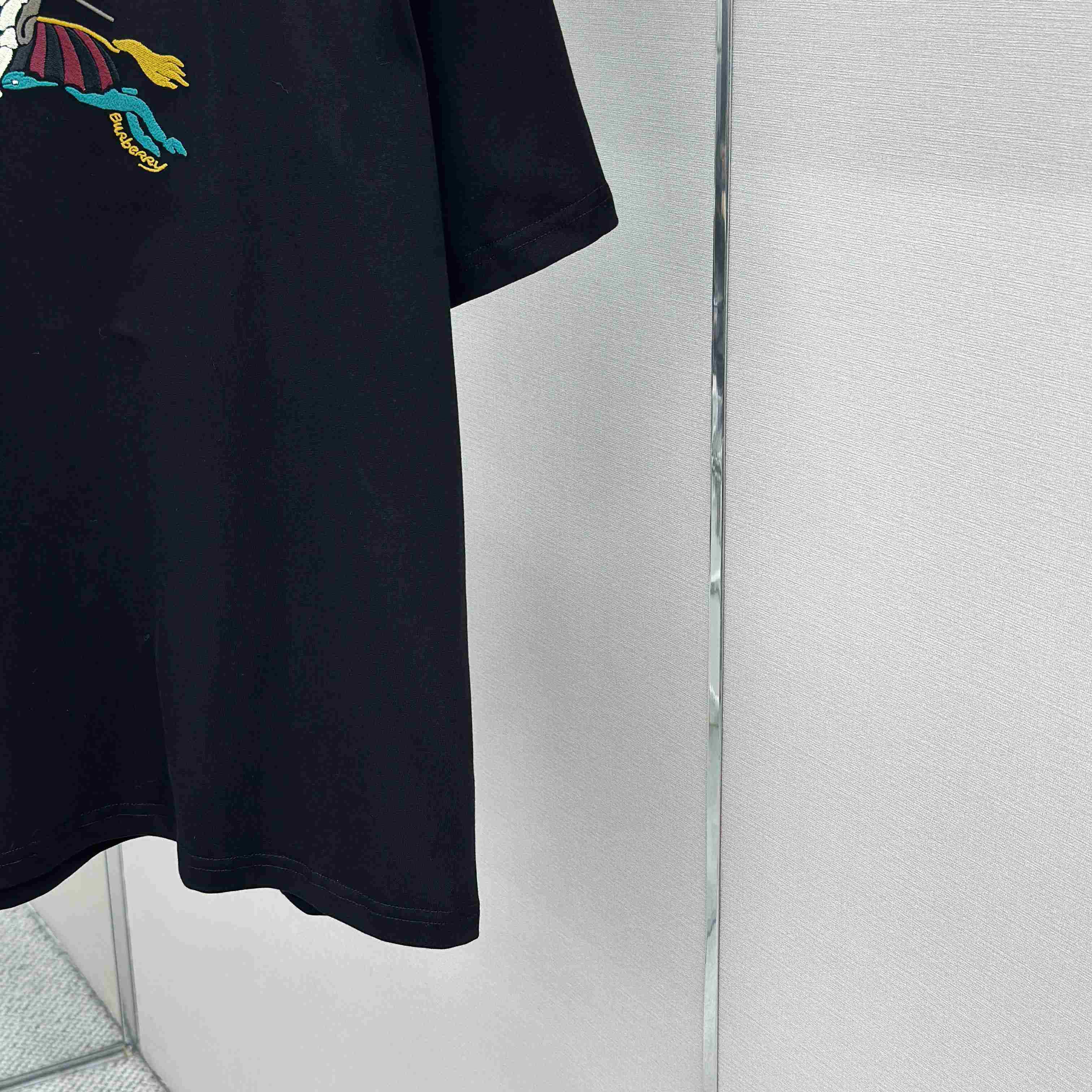 Burberry Knight Cotton T-shirt - DesignerGu