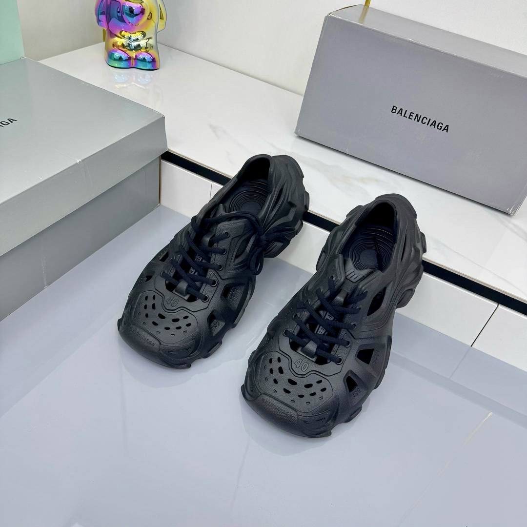 Balenciaga HD Lace-Up Sneakers - DesignerGu