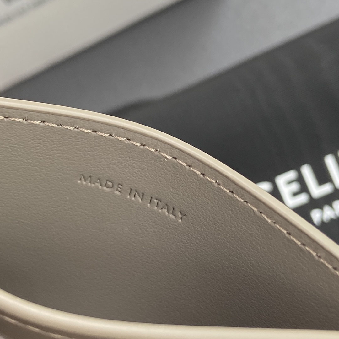Celine Card Holder Triomphe In Shiny Calfskin  - DesignerGu