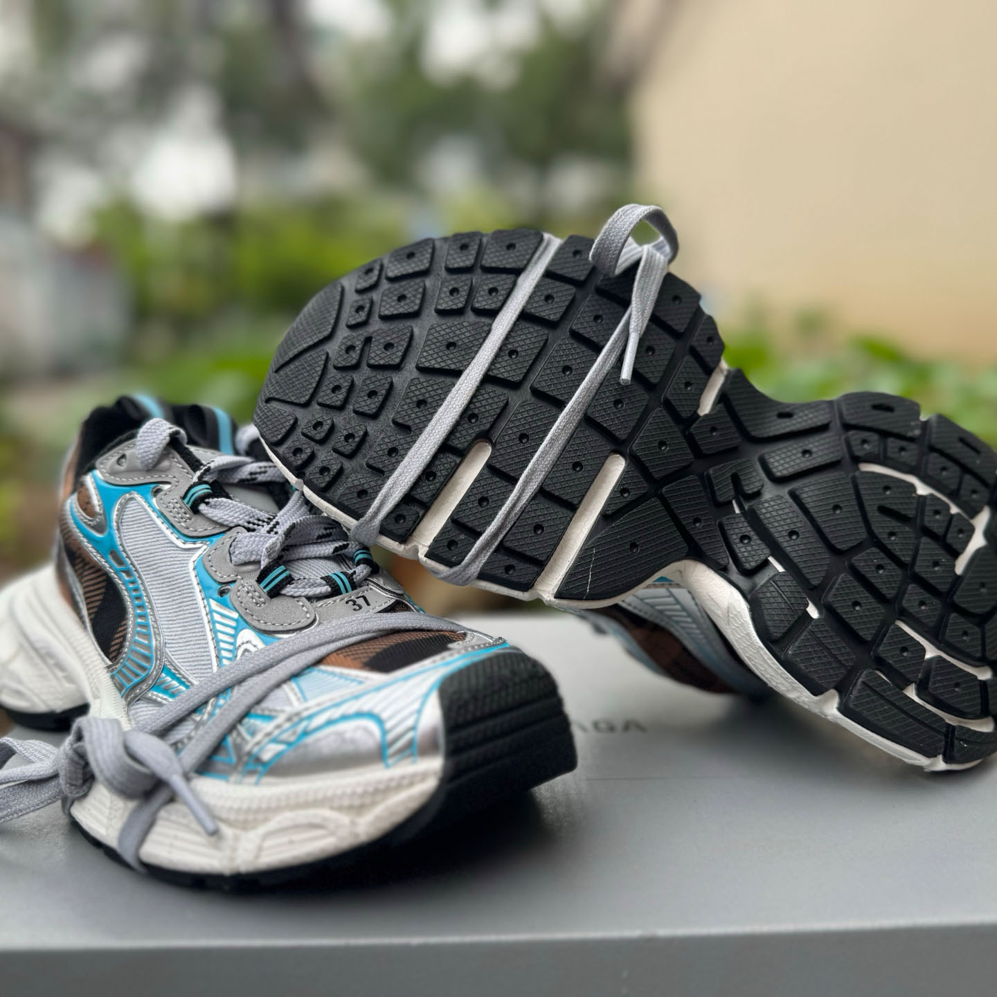 Balenciaga 3XL Sneaker  - DesignerGu