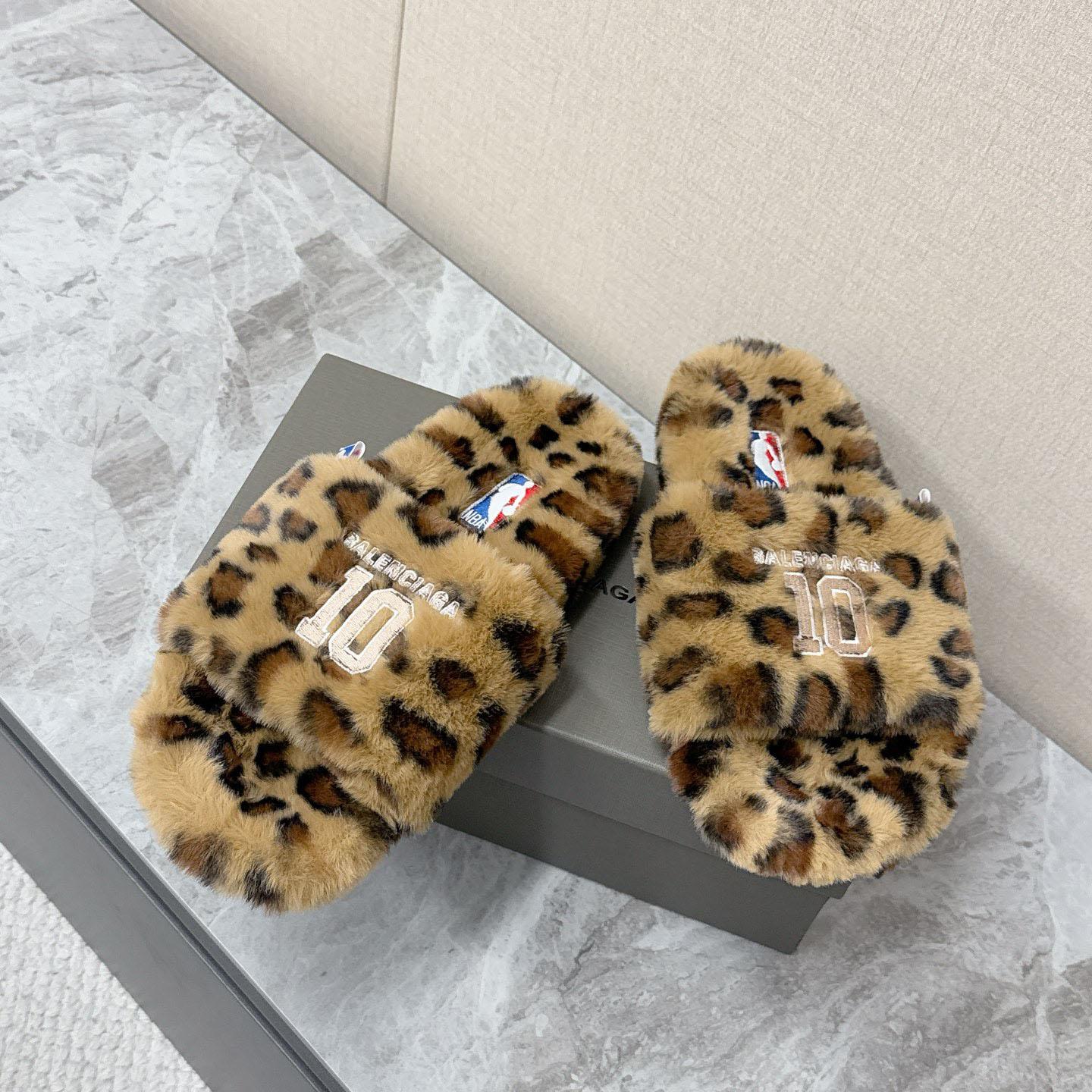 Balenciaga | Nba Collaboration Furry Open Mule - DesignerGu