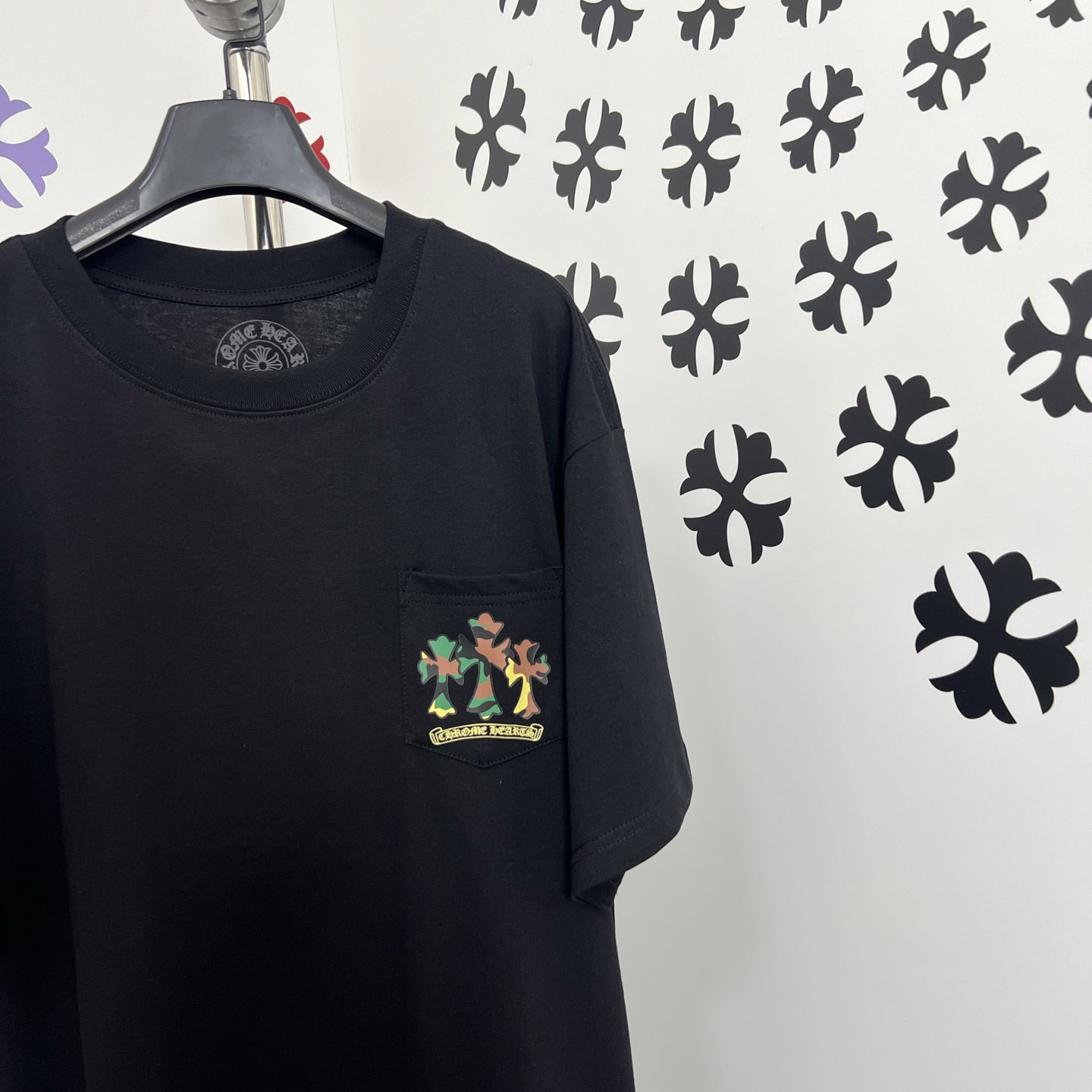Chrome Hearts Camouflage Cemetery Cross Pocket Tee - DesignerGu