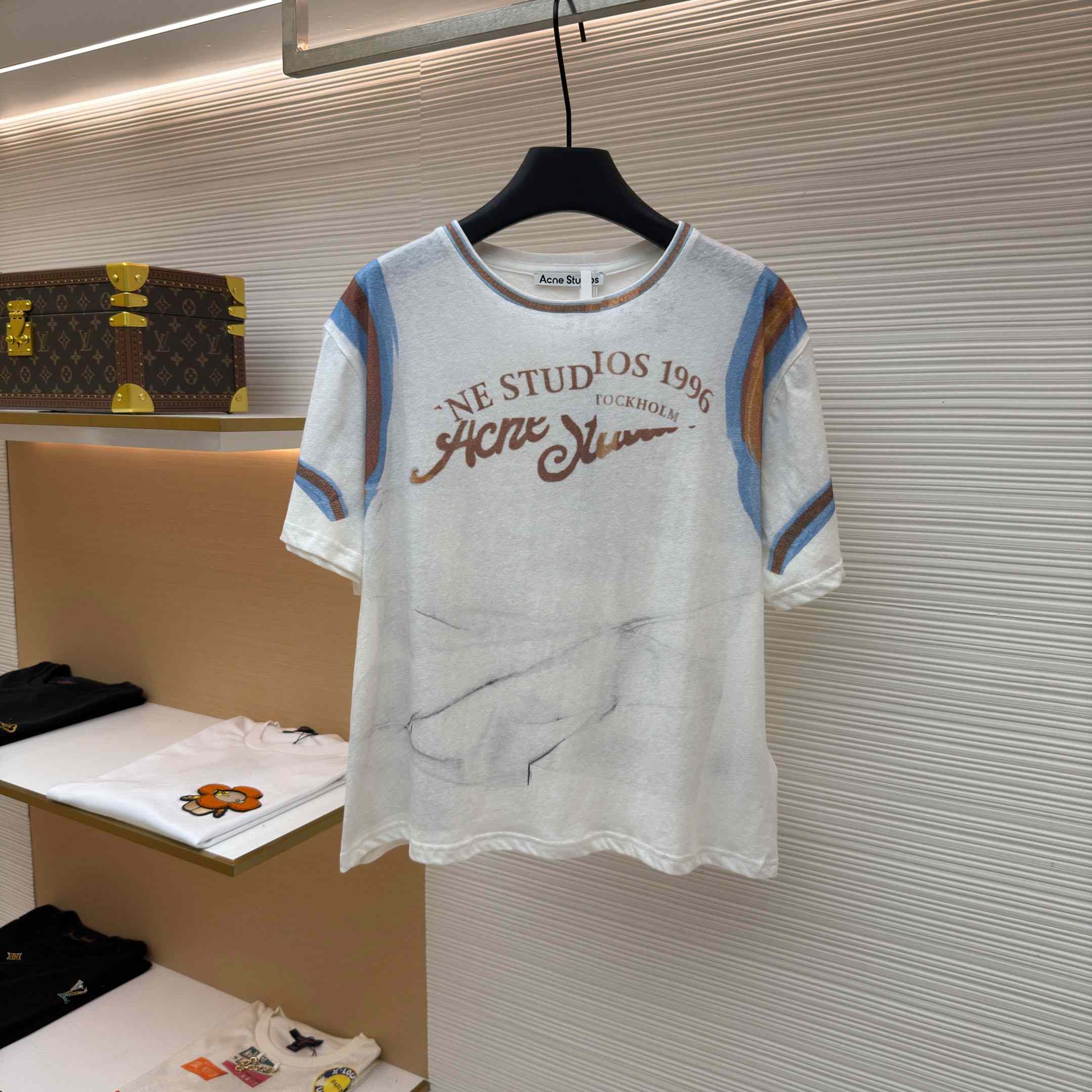 Acne Studios Graphic T-shirt - DesignerGu