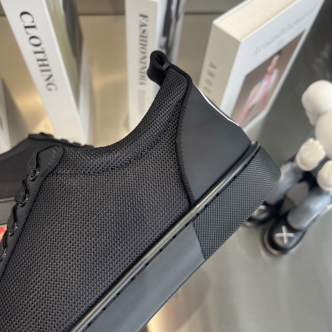 Christian Louboutin Louis Junior Leather Sneakers - DesignerGu