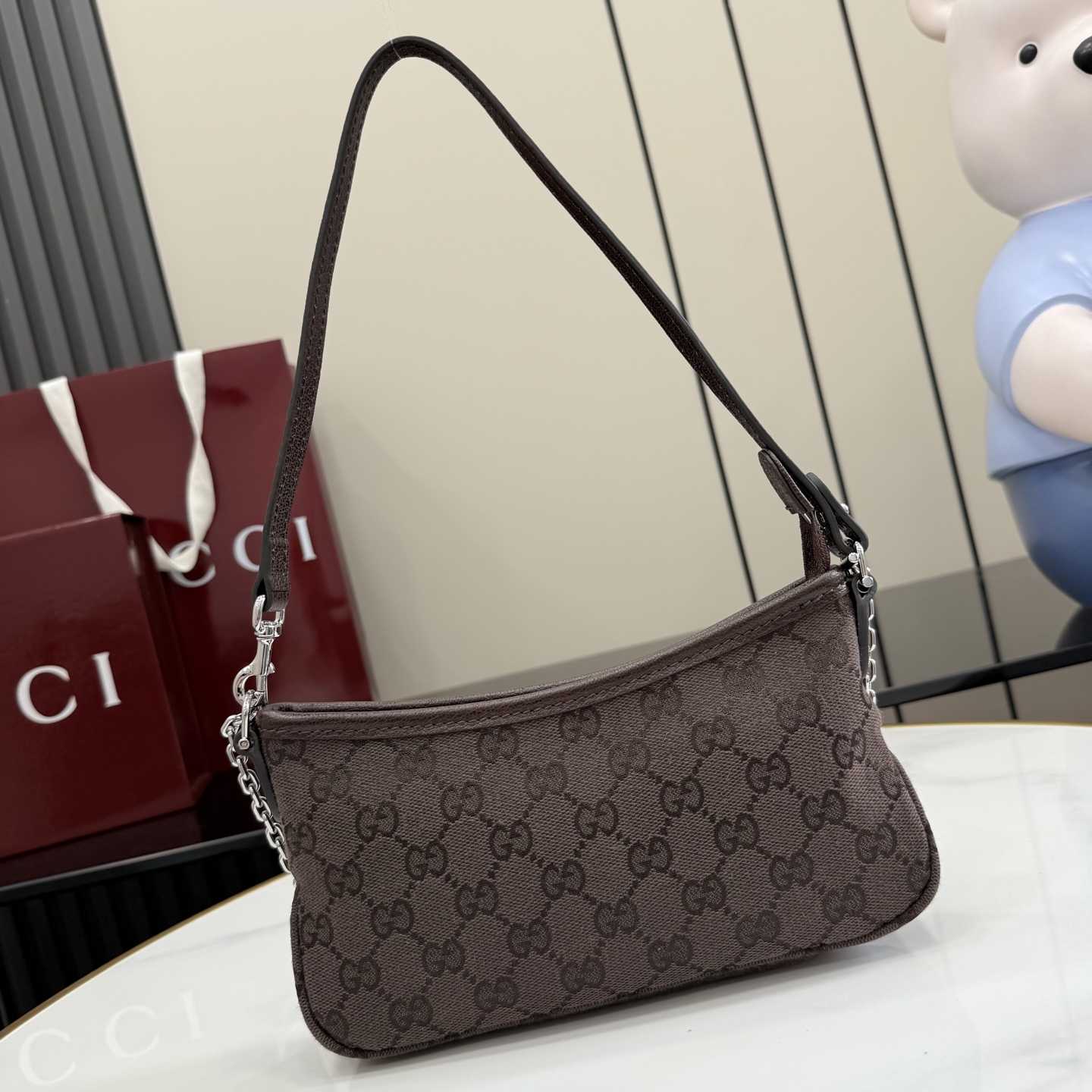 Gucci Gossip Small Shoulder Bag - DesignerGu