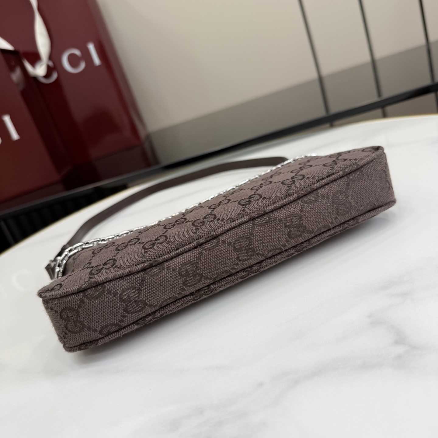 Gucci Gossip Small Shoulder Bag - DesignerGu