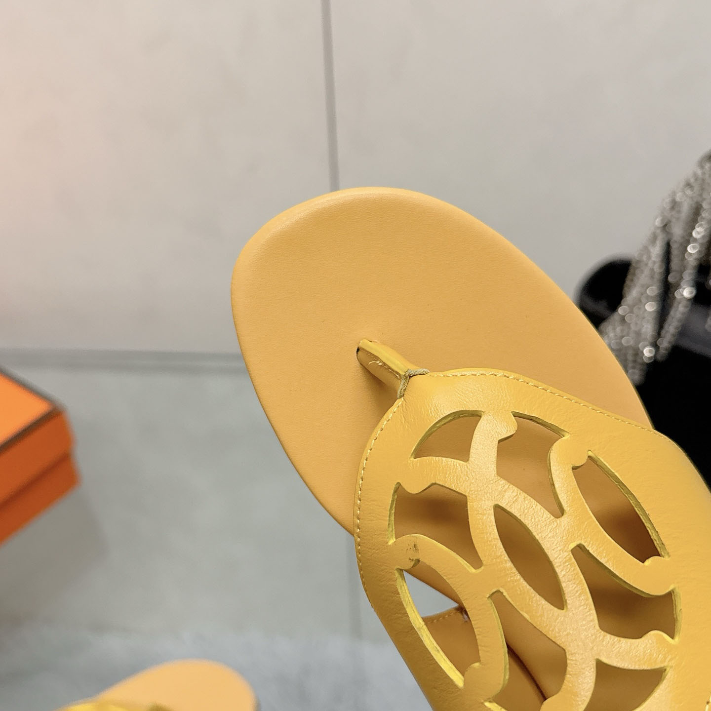 Hermes Mage Sandal - DesignerGu
