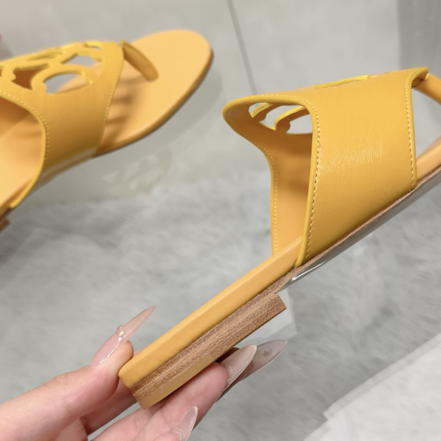 Hermes Mage Sandal - DesignerGu