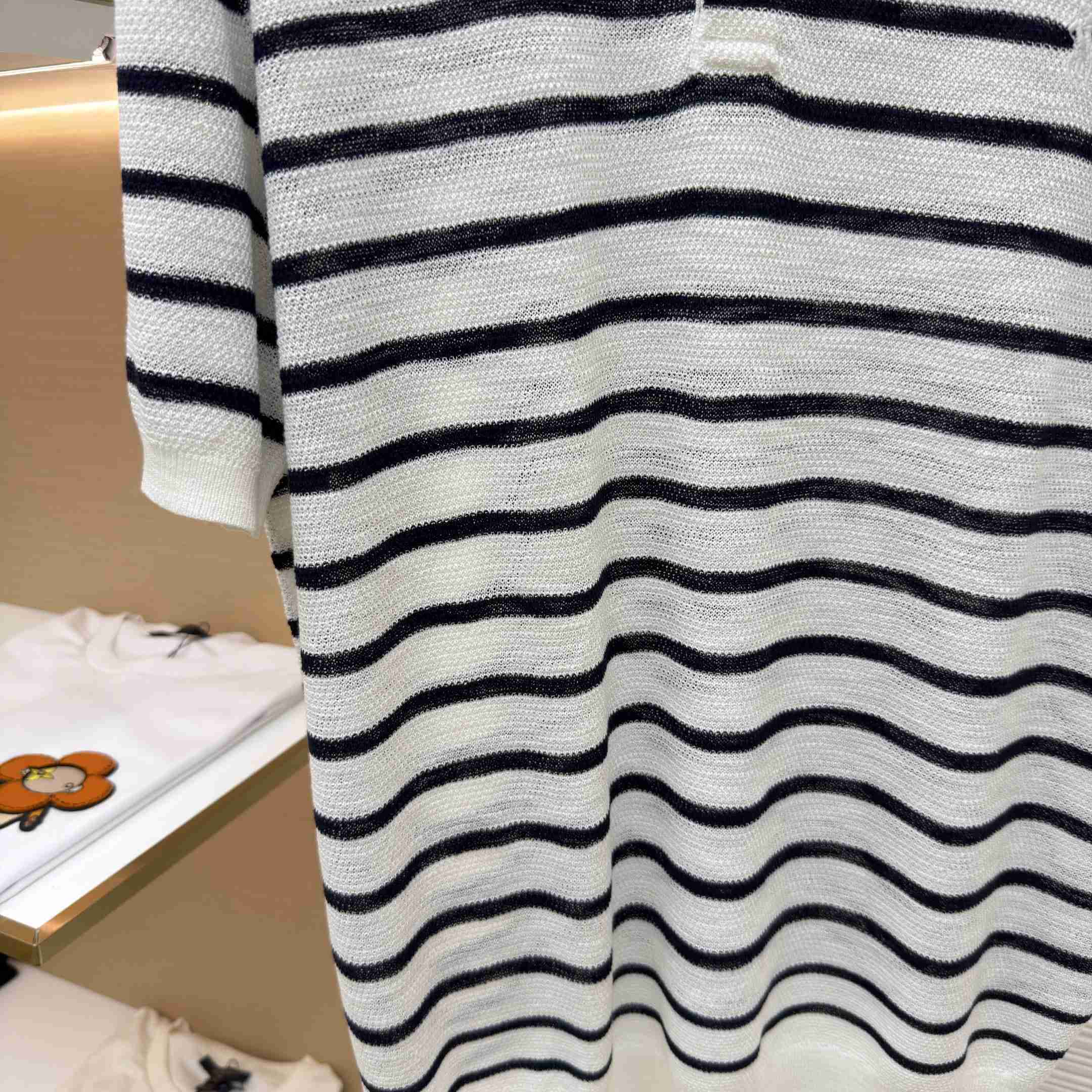 Ralph Lauren Striped Cotton-Linen Polo Sweater - DesignerGu