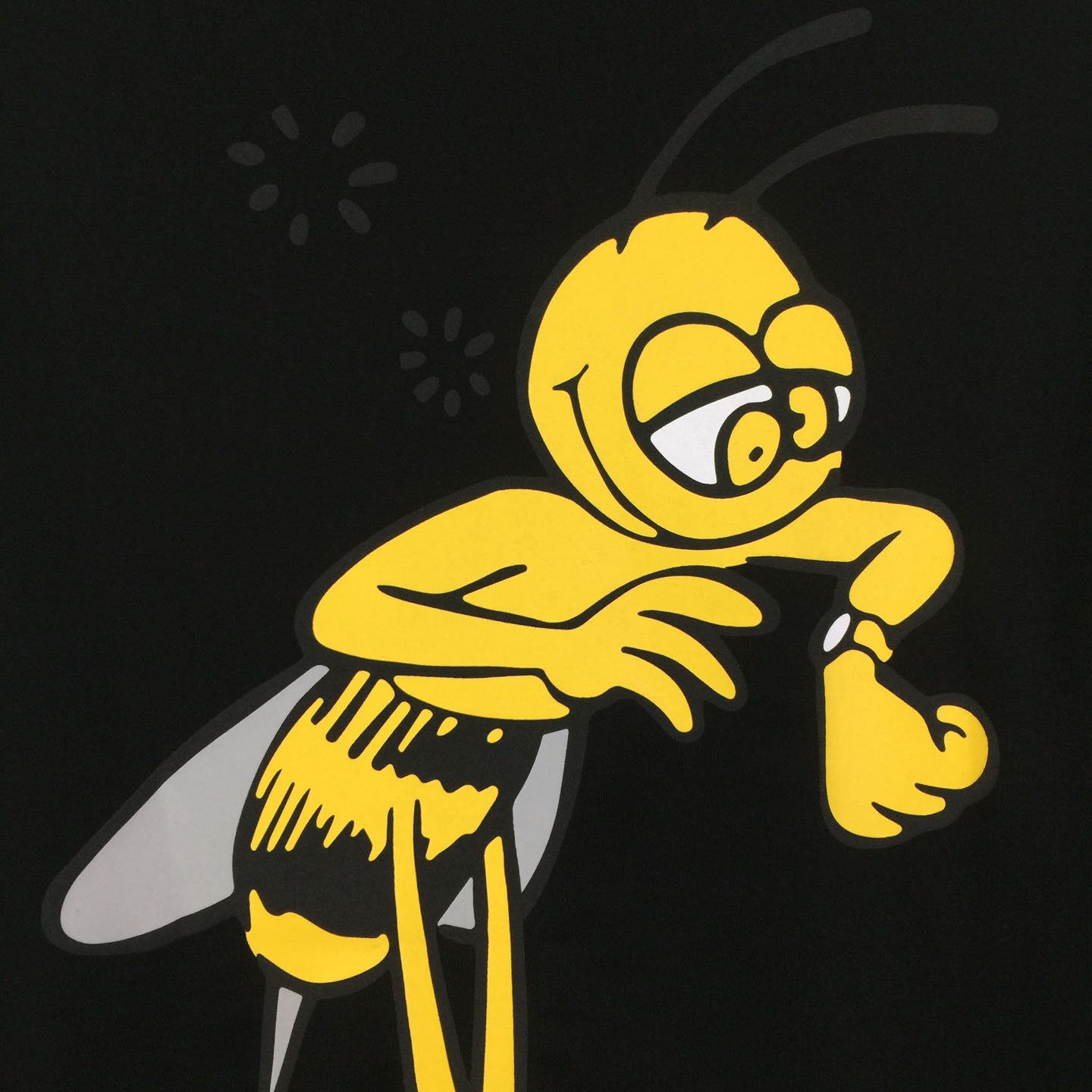 Burberry Bee-Print T-shirt - DesignerGu