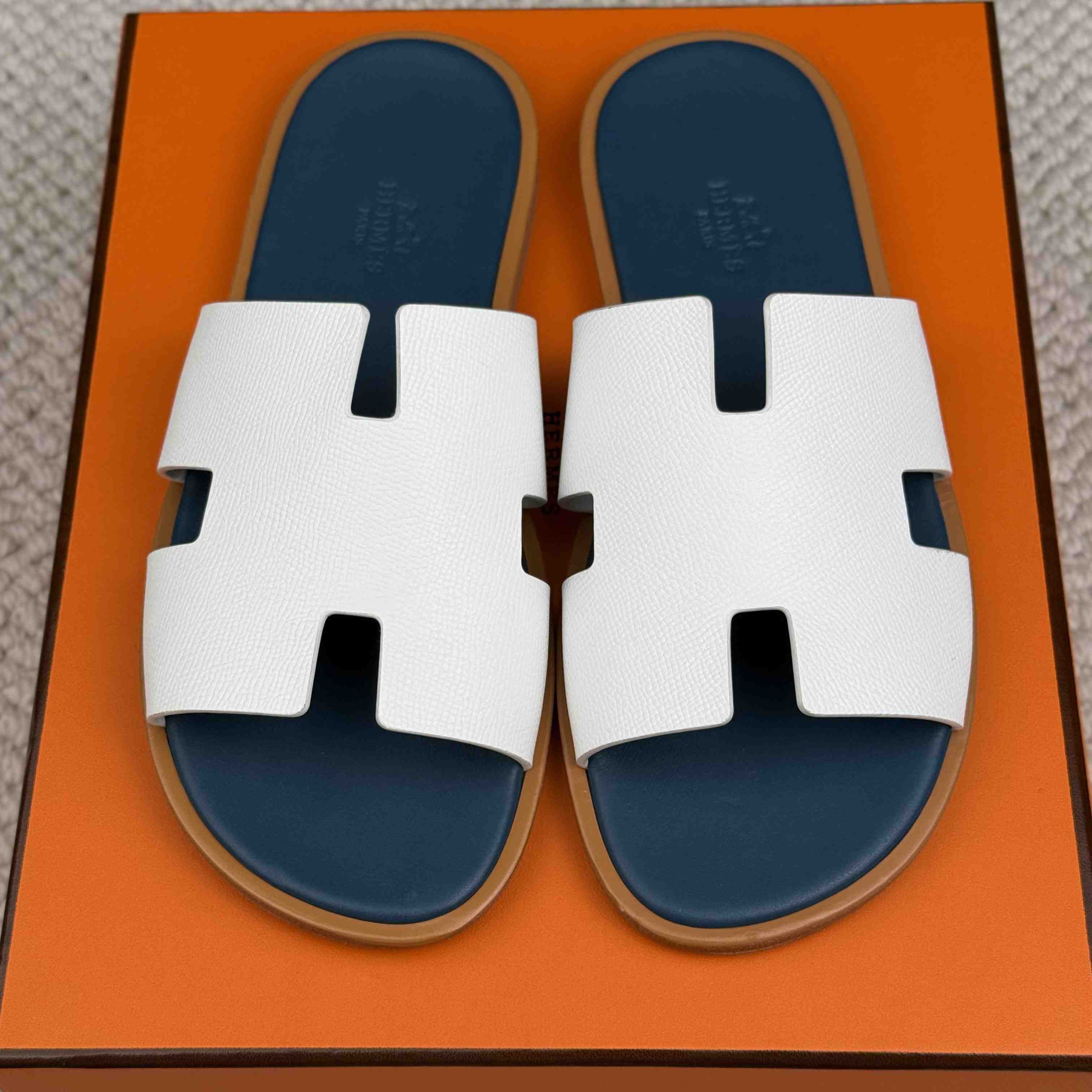 Hermes Izmir Sandal - DesignerGu