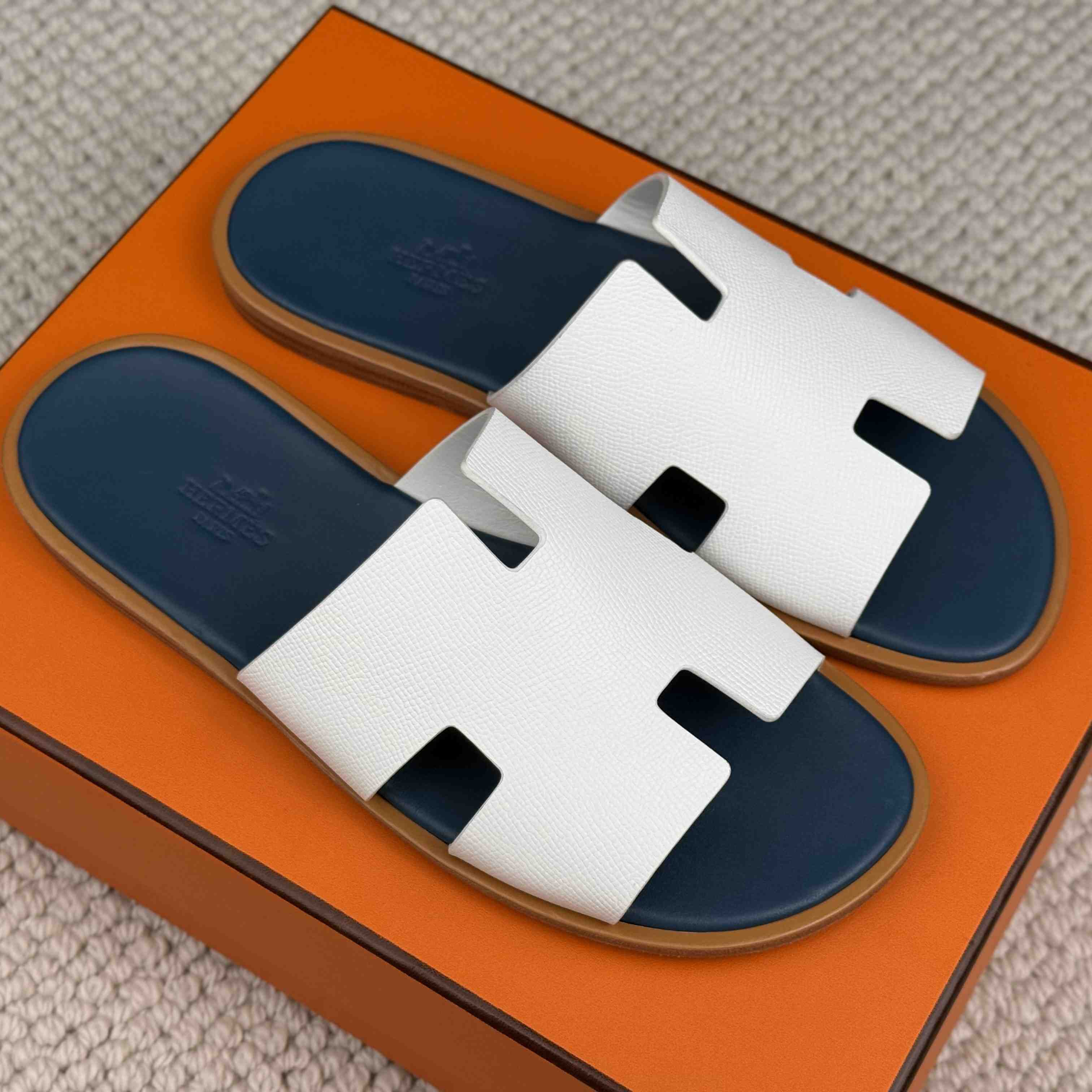Hermes Izmir Sandal - DesignerGu