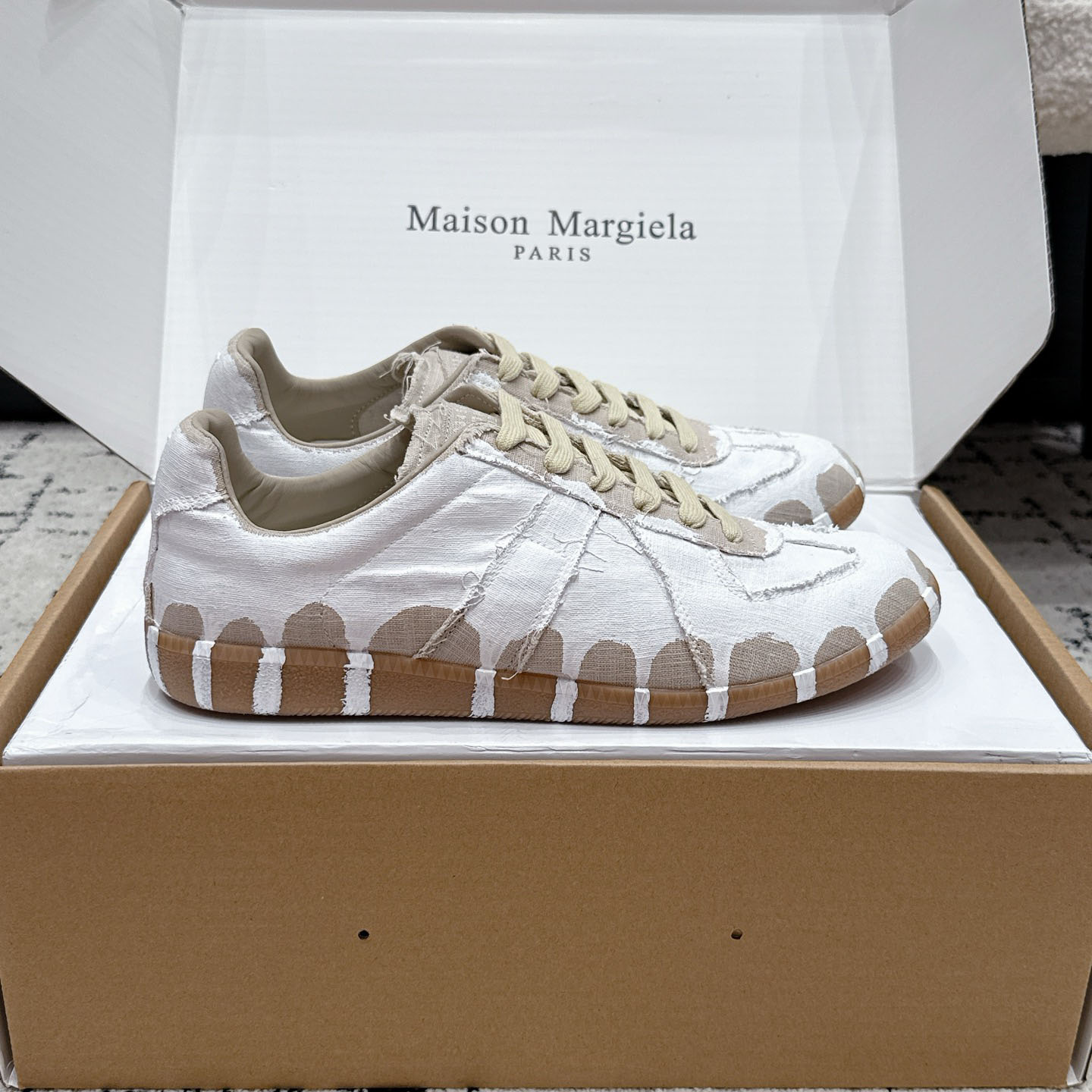 Maison Margiela  Replica Low 'Paint Splatter - White Pink' - DesignerGu
