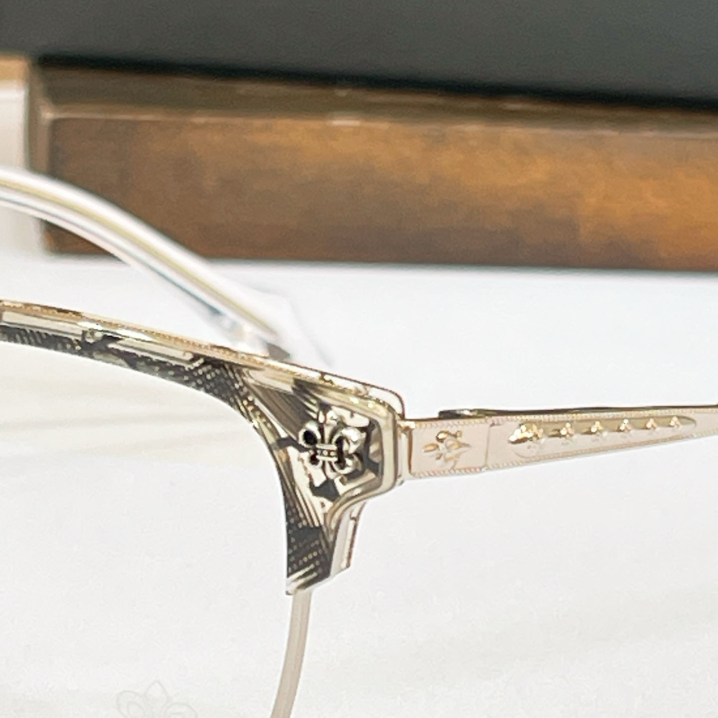Chrome Hearts CH8351 Sunglasses - DesignerGu