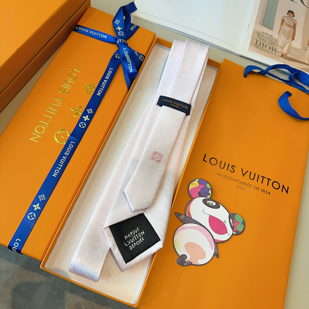 Louis Vuitton Fishnet Tie - DesignerGu