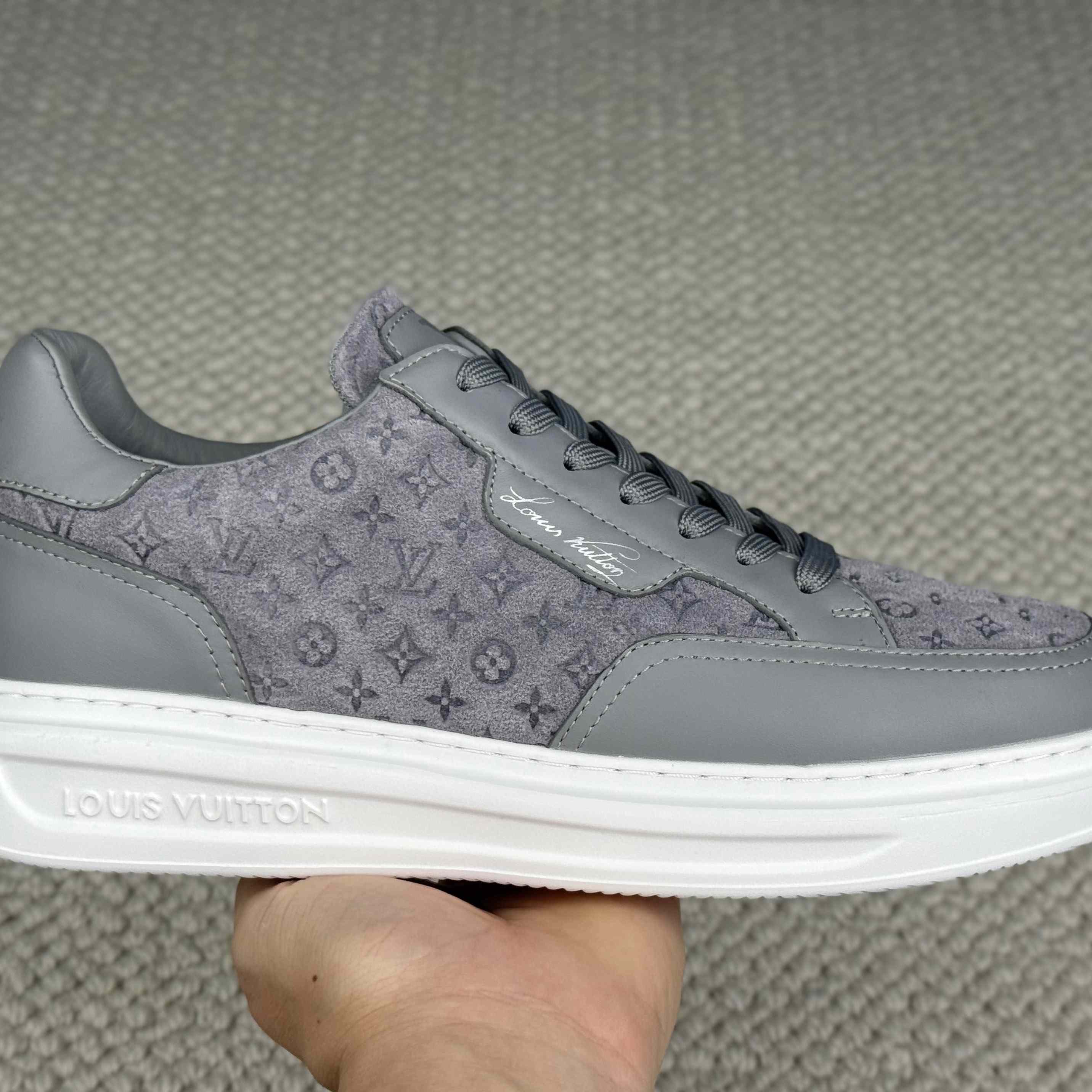 Louis Vuitton Beverly Hills Sneaker 1AKBS9 - DesignerGu