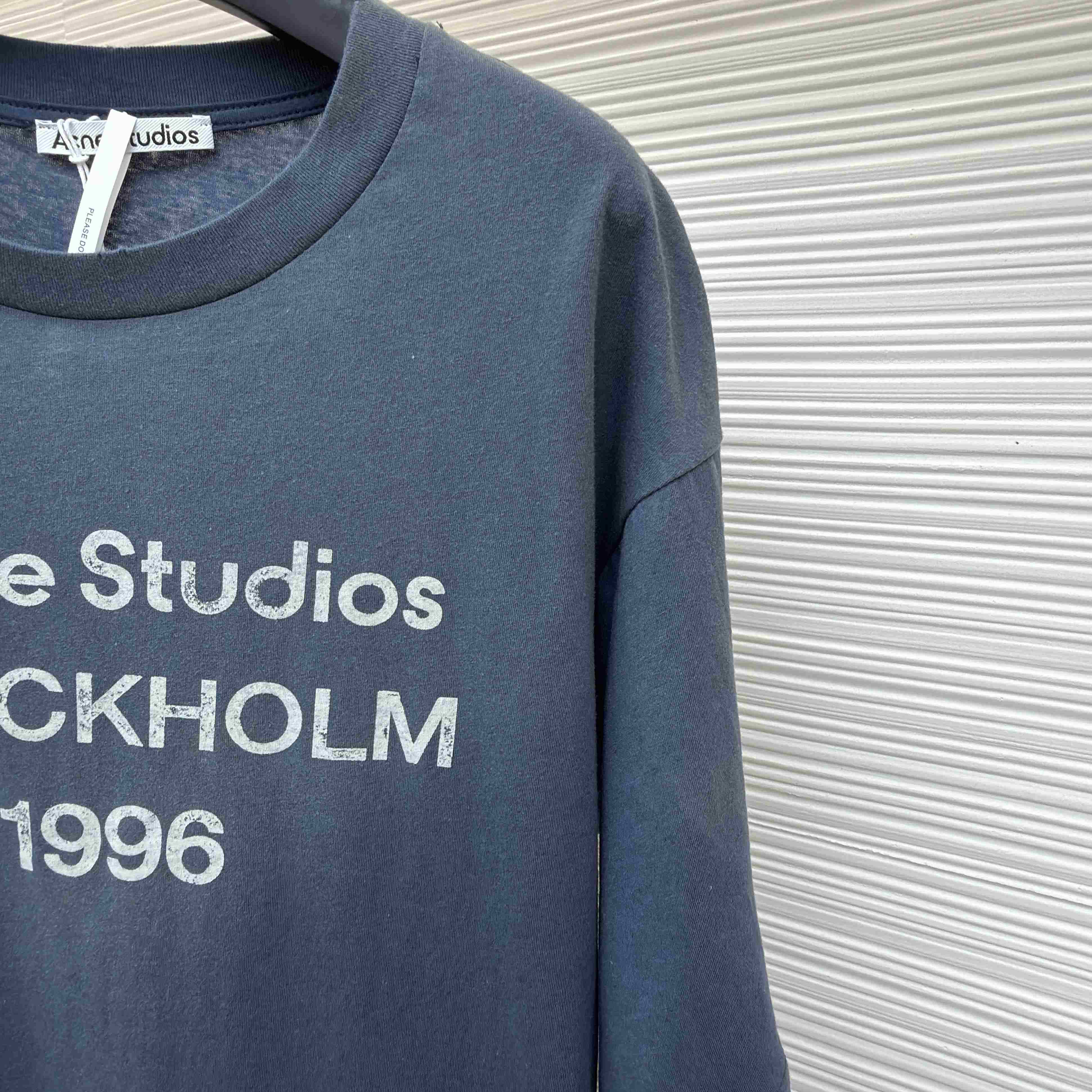 Acne Studios  Sprayed Logo T-shirt - DesignerGu