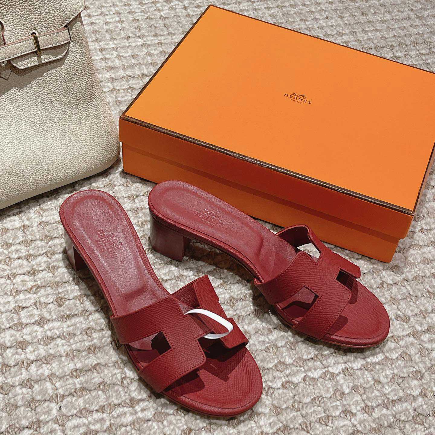 Hermes Oasis Sandal - DesignerGu