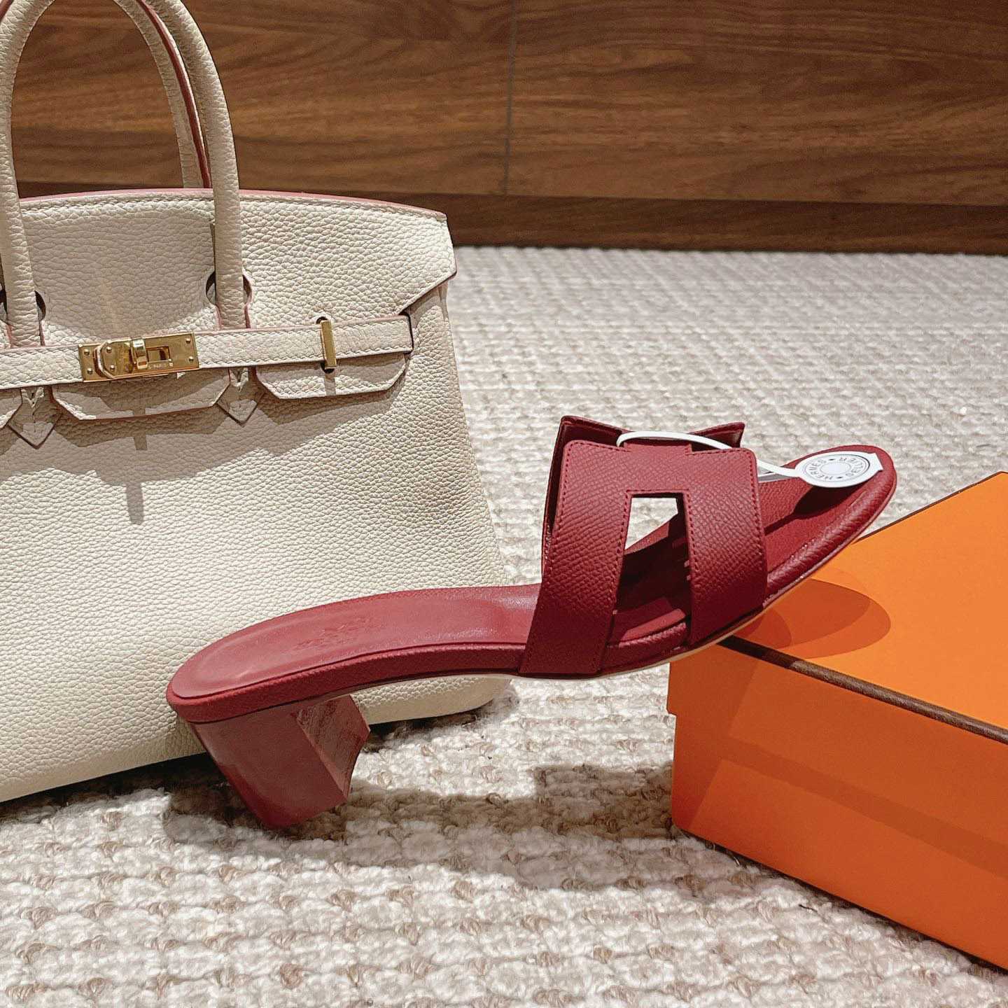 Hermes Oasis Sandal - DesignerGu