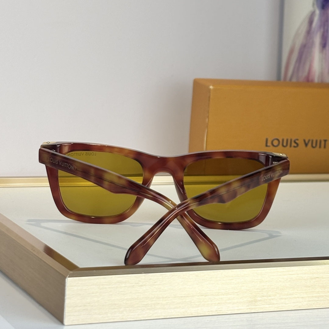 Louis Vuitton Z3158U Sunglasses    - DesignerGu