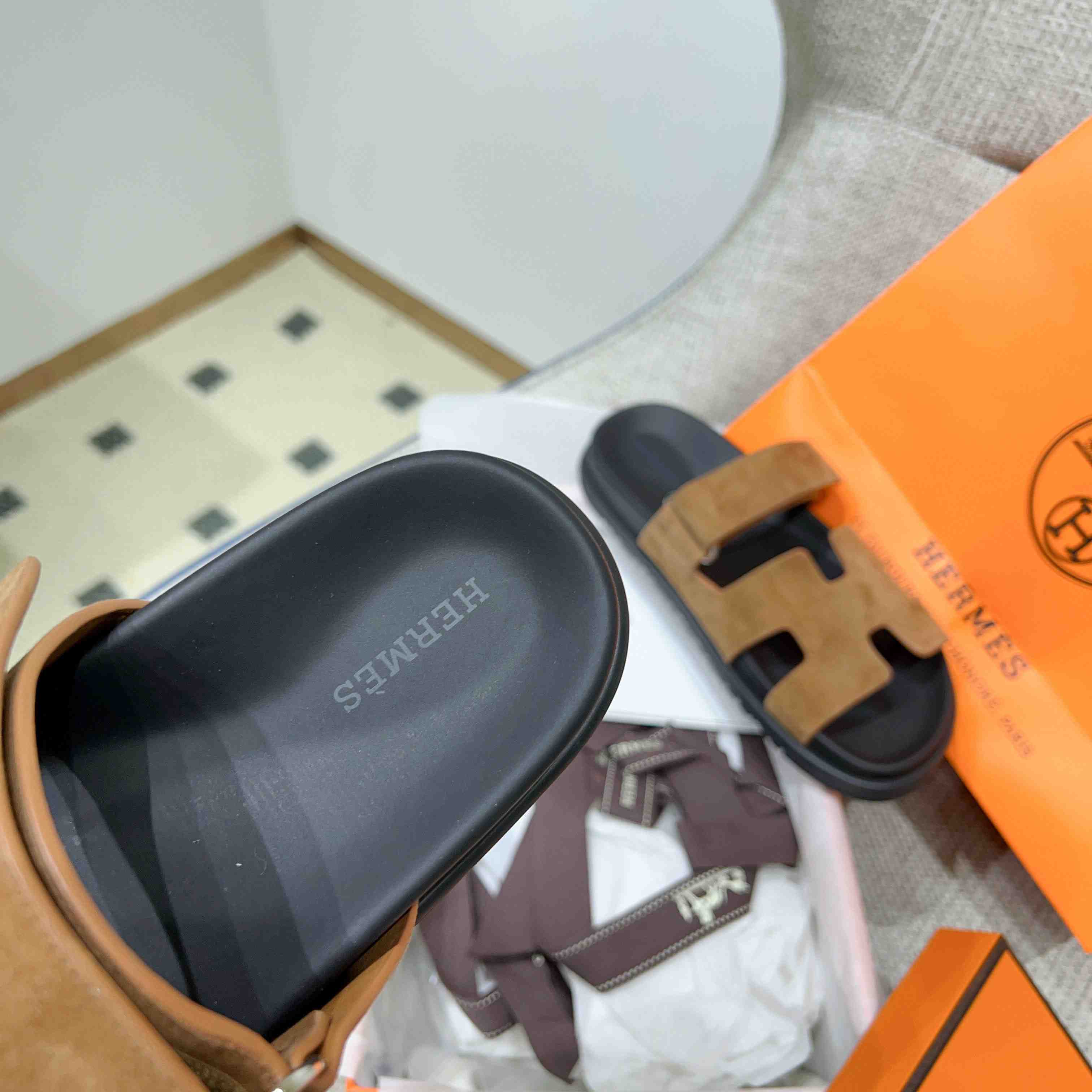 Hermes Chypre Sandal - DesignerGu